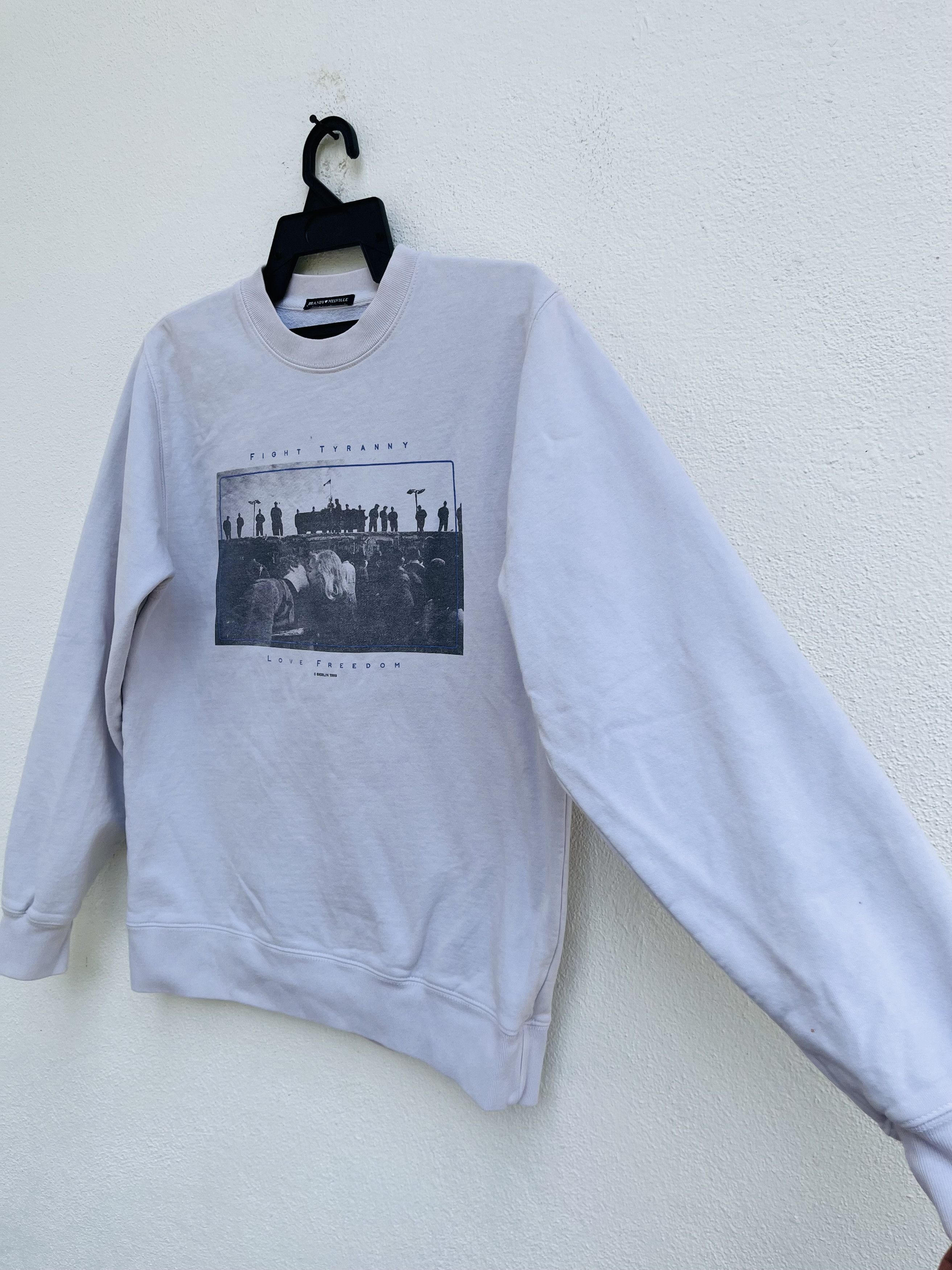 Japanese Brand × Vintage Vintage Brandy Melville Fight Tyranny Love Freedom Berlin 89 Size US M / EU 48-50 / 2 - 5 Thumbnail