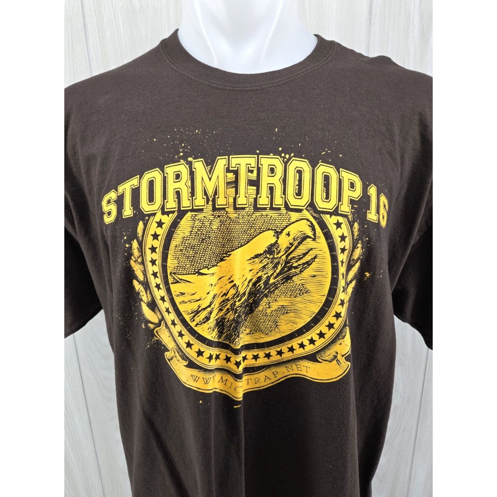 Gildan VINTAGE Gildan Stormtrooper 16 Steel Cage Justice Rare 2000’s Brown T-Shirt XL Mens Cotton Crew Neck Short Sleeve Graphic Print Size US XL / EU 56 / 4 - 4 Thumbnail