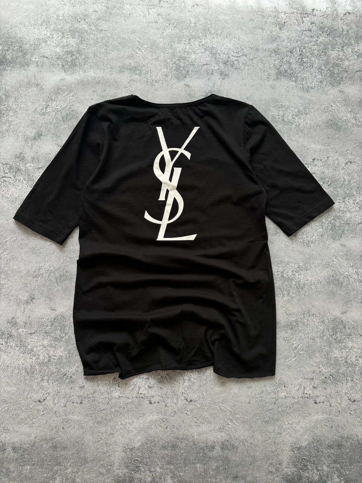 Yves Saint Laurent Yves Saint Laurent Uniform cropped T-Shirt size S Size S / US 4 / IT 40 - 1 Thumbnail