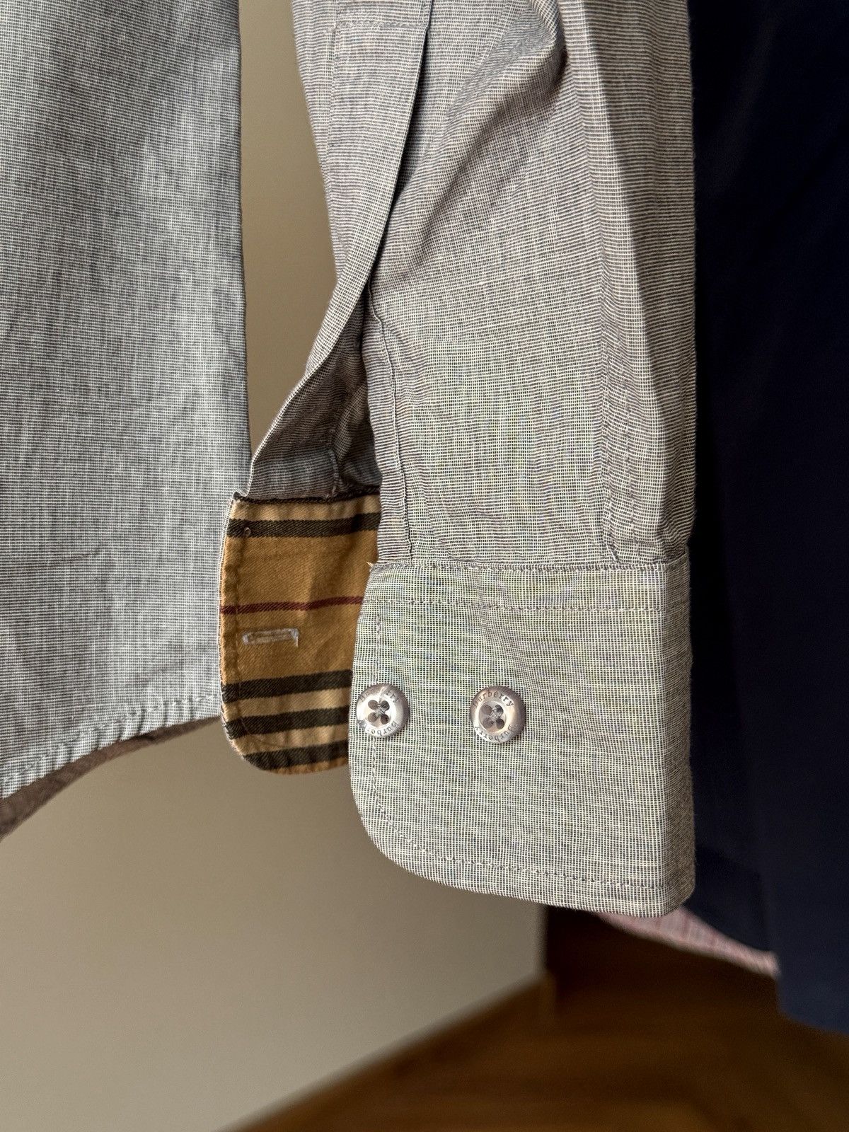 Burberry Burberry grey shirt Size US M / EU 48-50 / 2 - 14 Thumbnail