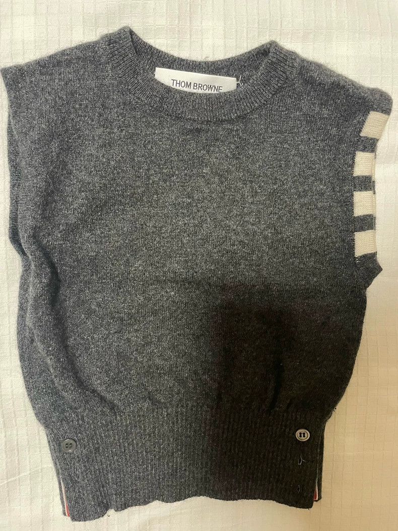 Thom Browne Thom Browne size4 The sheepskin vest is dark grey Size XXS / US 00 / IT 34 - 1 Thumbnail
