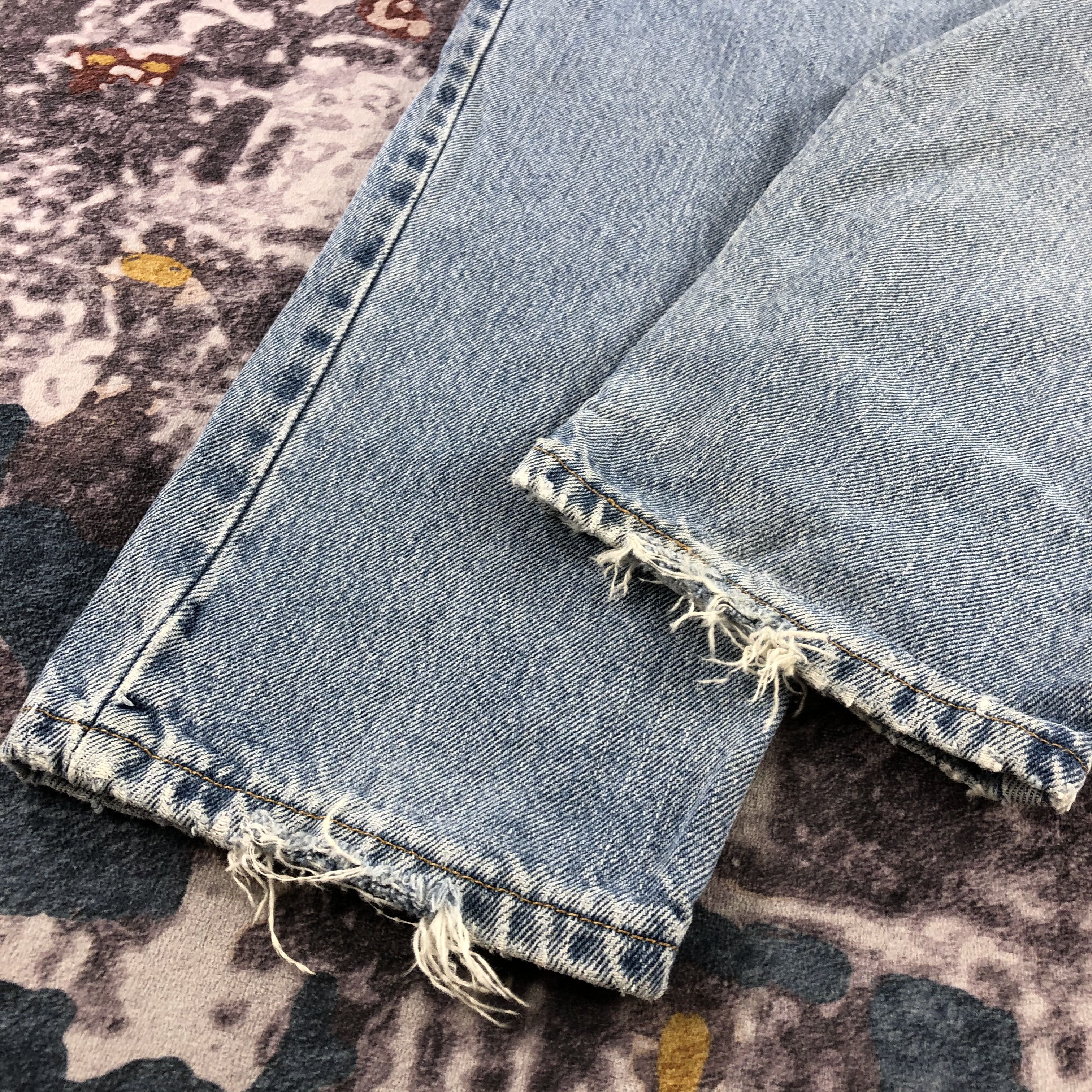 Levi's × Vintage Vintage 90s Blue Wash Levis 550 Jeans-JM3075 Size US 30 / EU 46 - 4 Thumbnail