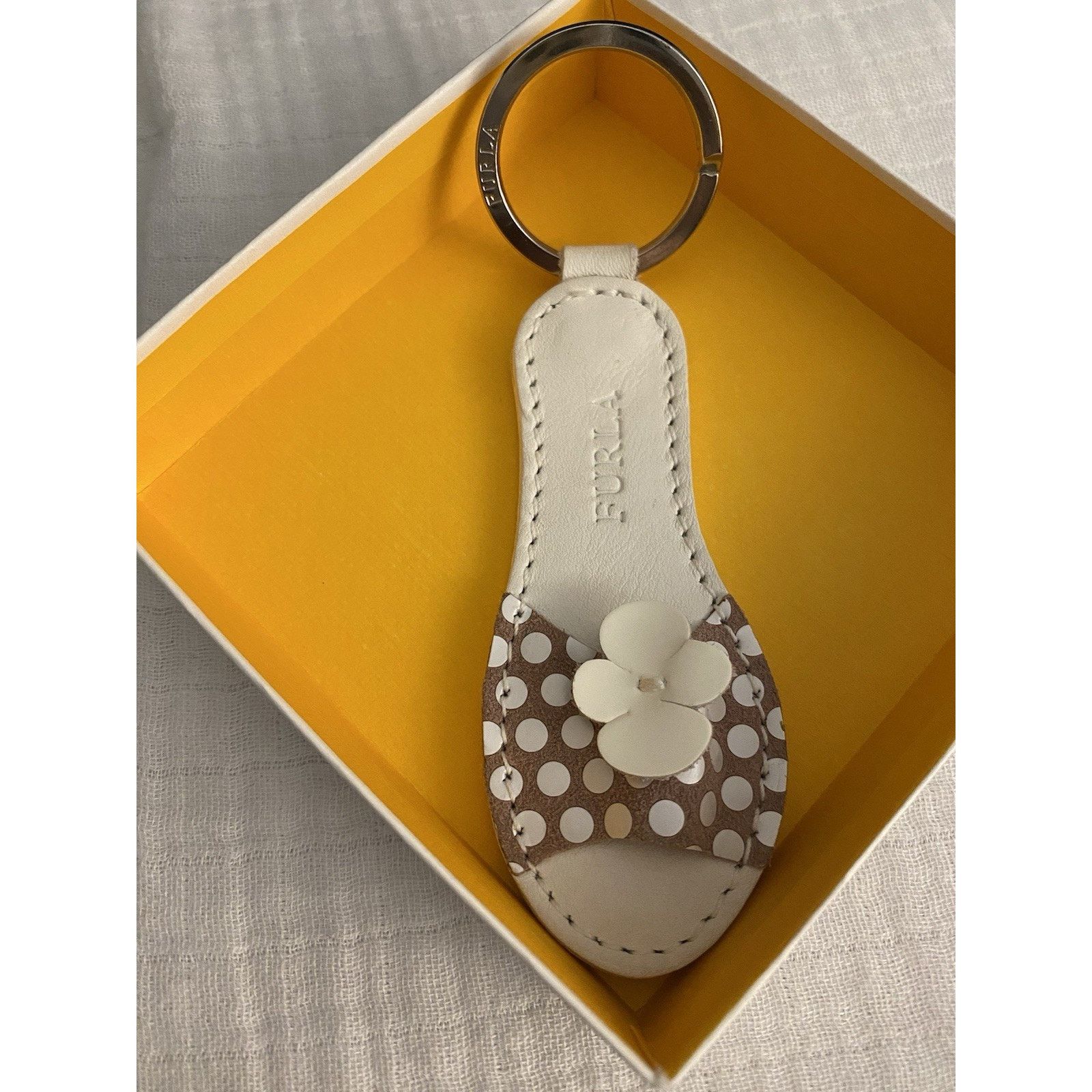 Furla Furla Leather Key Charm-white Sandal W Flower Size ONE SIZE - 1 Thumbnail
