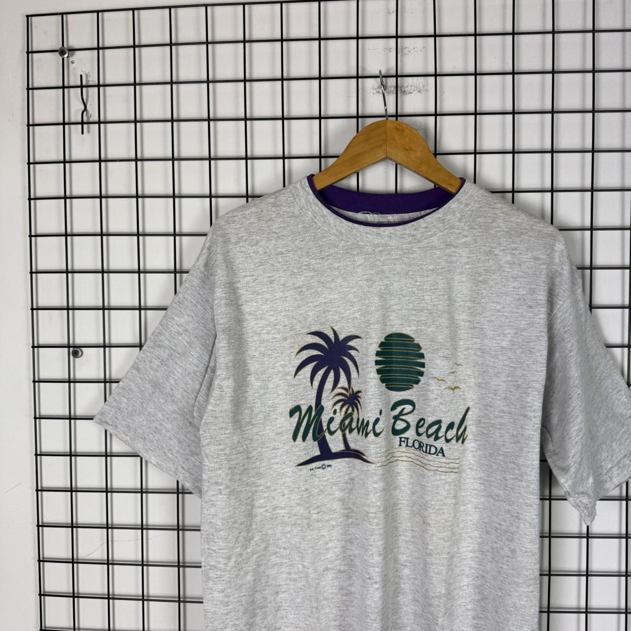 Vintage Graphic Tee Miami Made in USA Vintage T shirt Spellout 90s Size US M / EU 48-50 / 2 - 3 Thumbnail