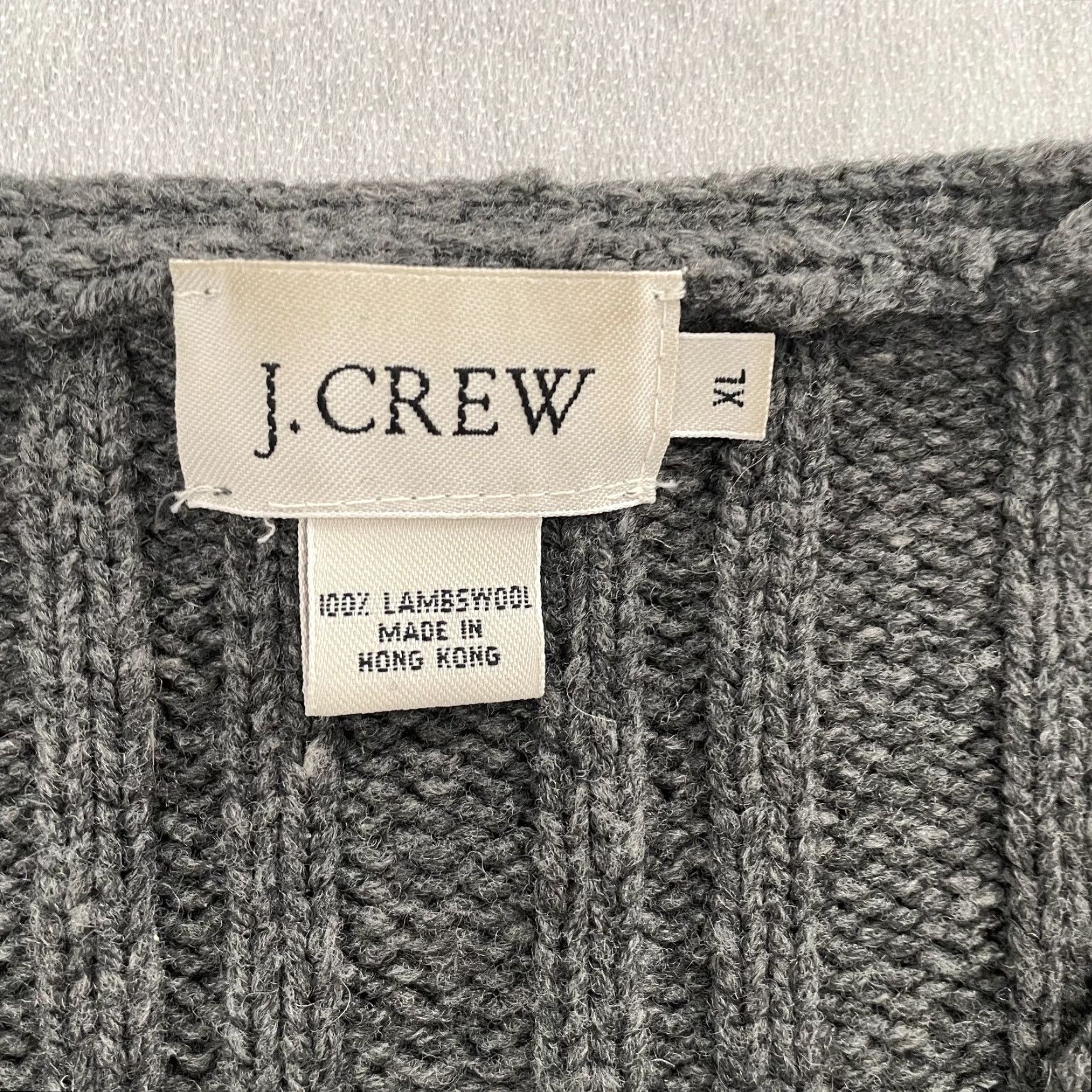 J.Crew VINTAGE J.CREW Sweater Mens XL Gray 100% Lambswool Knit Pullover V-Neck Long Sleeve Classic Preppy Winter Fall Wool Shirt Size US XL / EU 56 / 4 - 5 Thumbnail