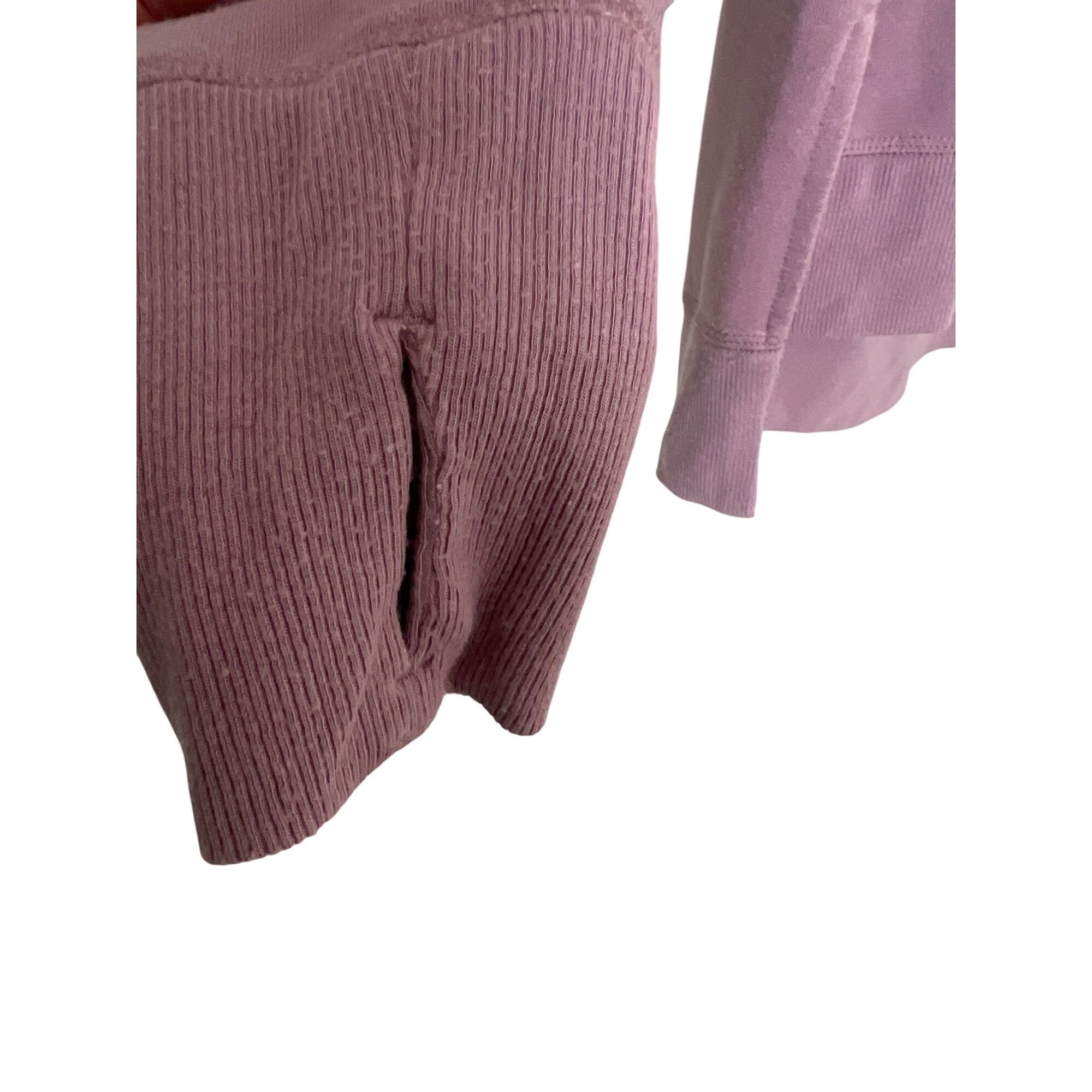 Athleta Athleta Oversized Pink Purple Sweatshirt Size XS / US 0-2 / IT 36-38 - 2 Thumbnail