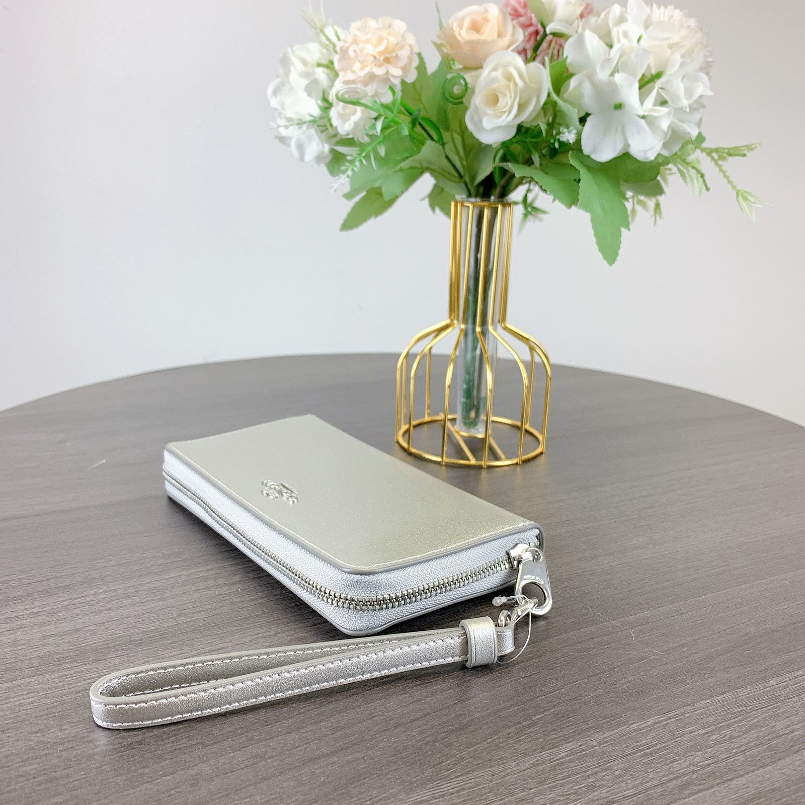 Coach Coach CY238 Coach Long Zip Around Wallet Strap LIGHT SILVER Size ONE SIZE - 4 Thumbnail