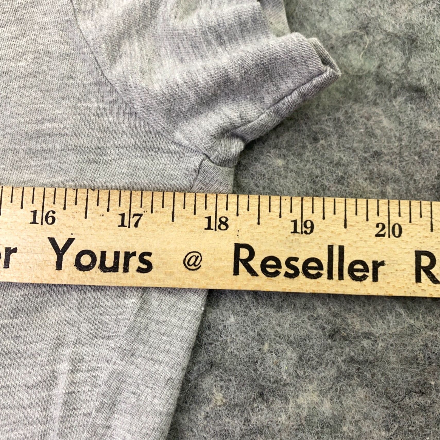Disney Disney Shirt XL Gray Womens Juniors Casual Travel Cotton Jersey Round Neck Short Sleeve Basic 15/17 90s? Wait not. Size XL / US 12-14 / IT 48-50 - 7 Thumbnail