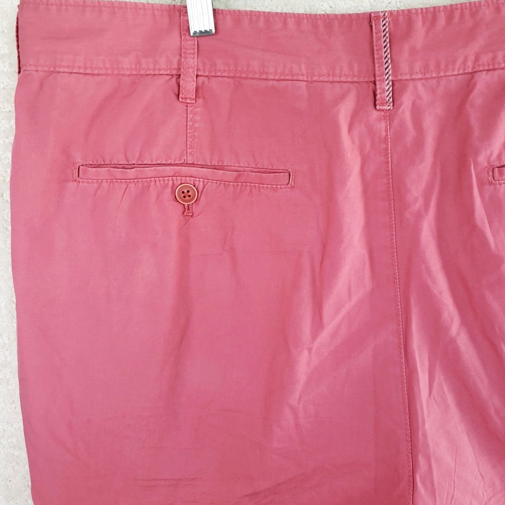 Izod VINTAGE? No — IZOD Saltwater Shorts Coral Pink Flat Front Men 40 Chino Medium Stretch Pocket Cotton Casual Summer" Size US 40 / EU 56 - 6 Thumbnail