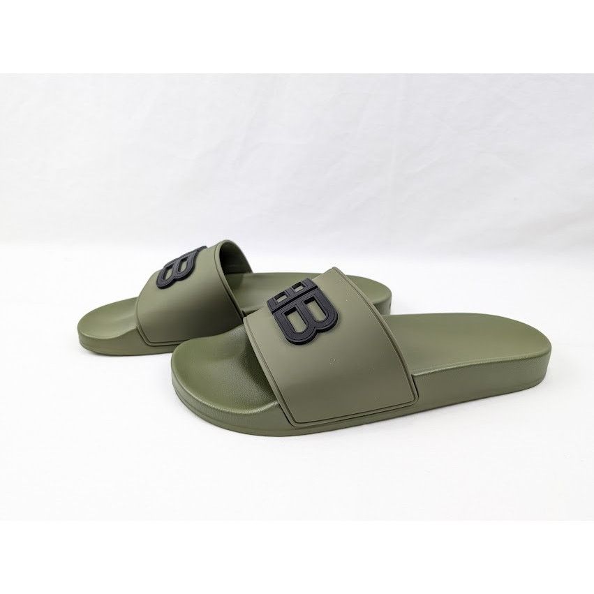 Balenciaga o1rshd1 BB Injecfion Pool Slides in Khaki Size US 9 / EU 42 - 16 Thumbnail