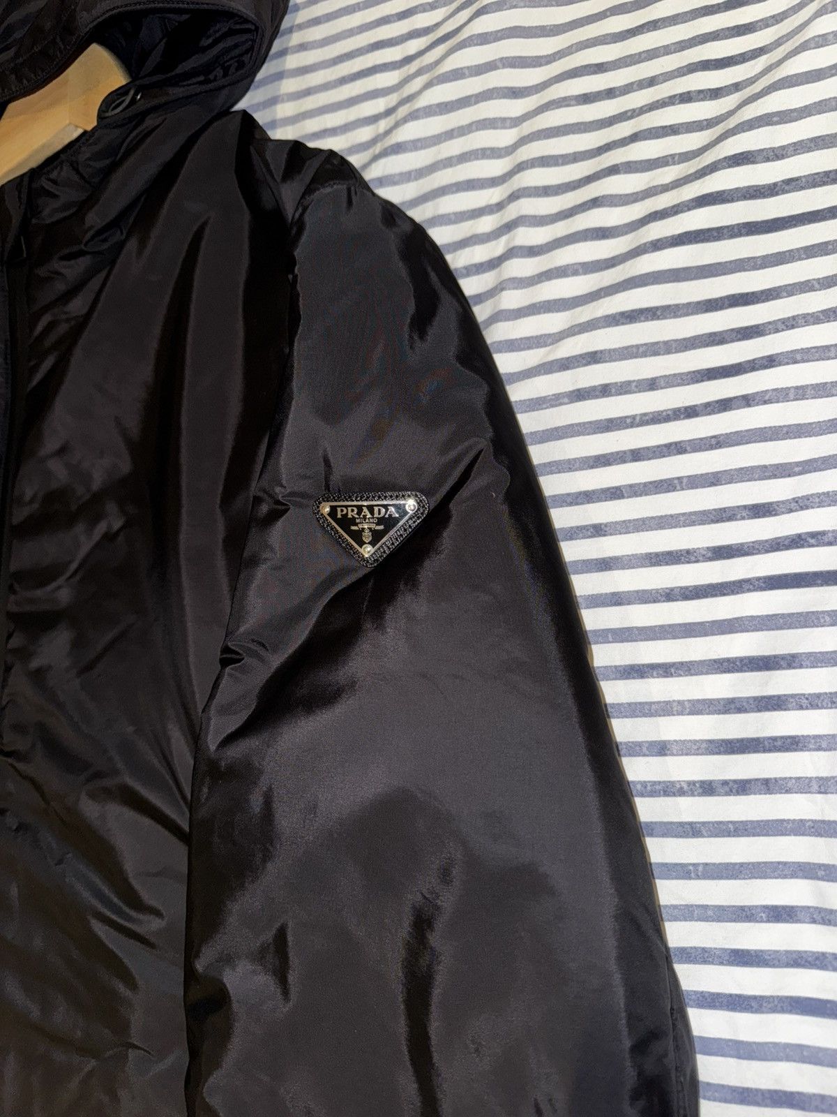 Prada Prada Milano Laminated Nylon Padded Jacket Blk Size 56 L/XL Size US XL / EU 56 / 4 - 3 Thumbnail
