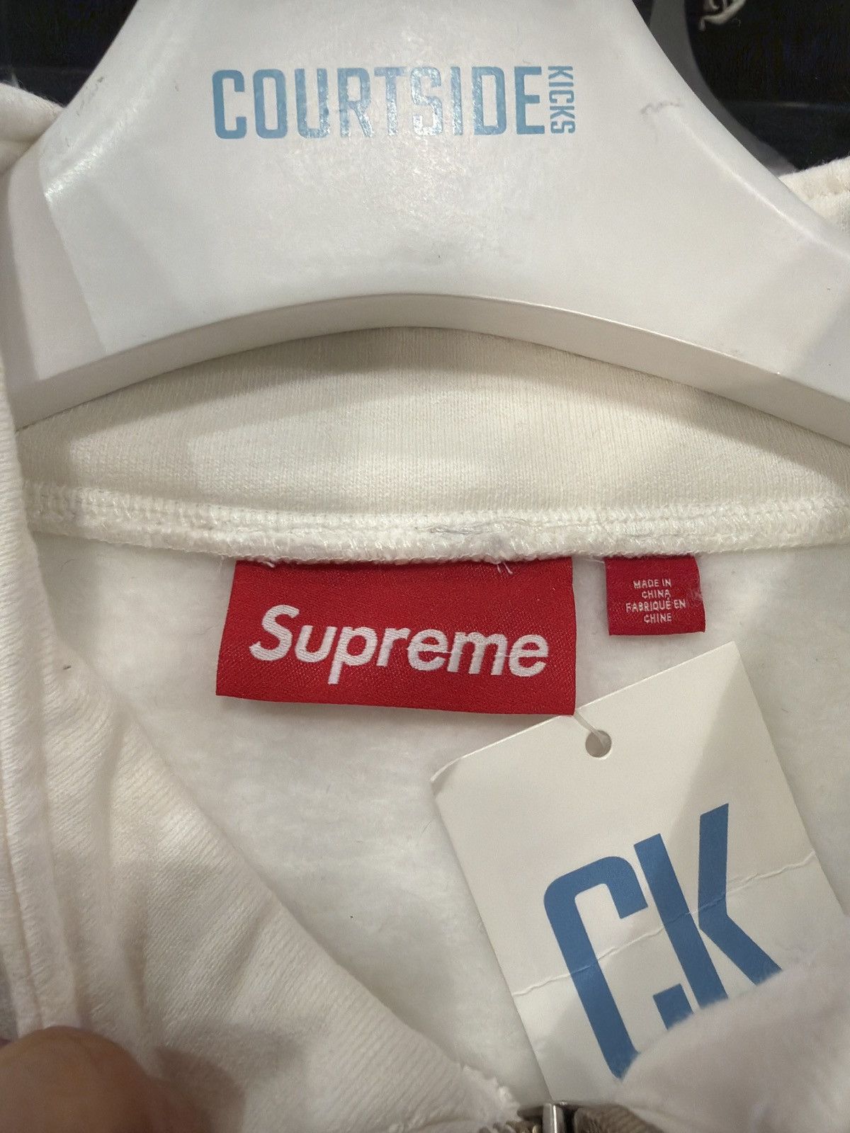 Supreme Supreme Mascots White Zip Up Size US L / EU 52-54 / 3 - 5 Thumbnail