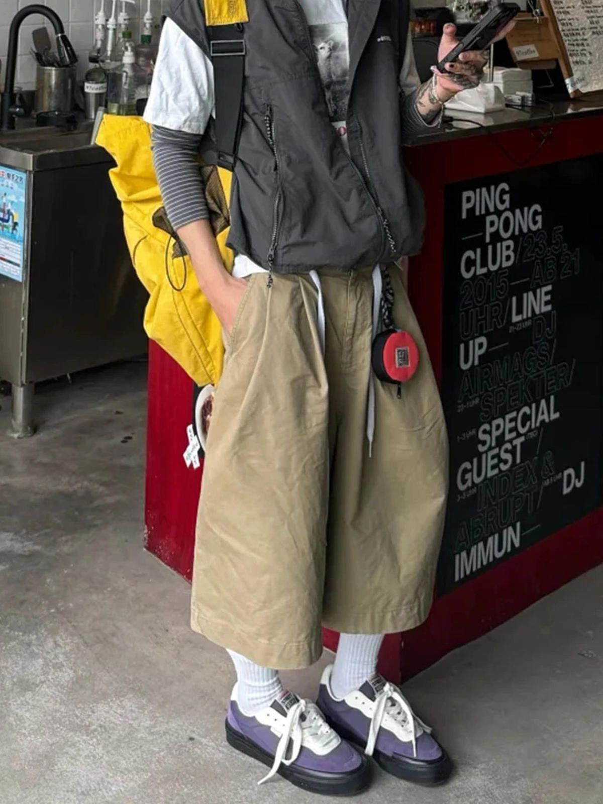 Other Khaki Relaxed 7/8 Workwear Baggy Shorts Size US 32 / EU 48 - 2 Thumbnail