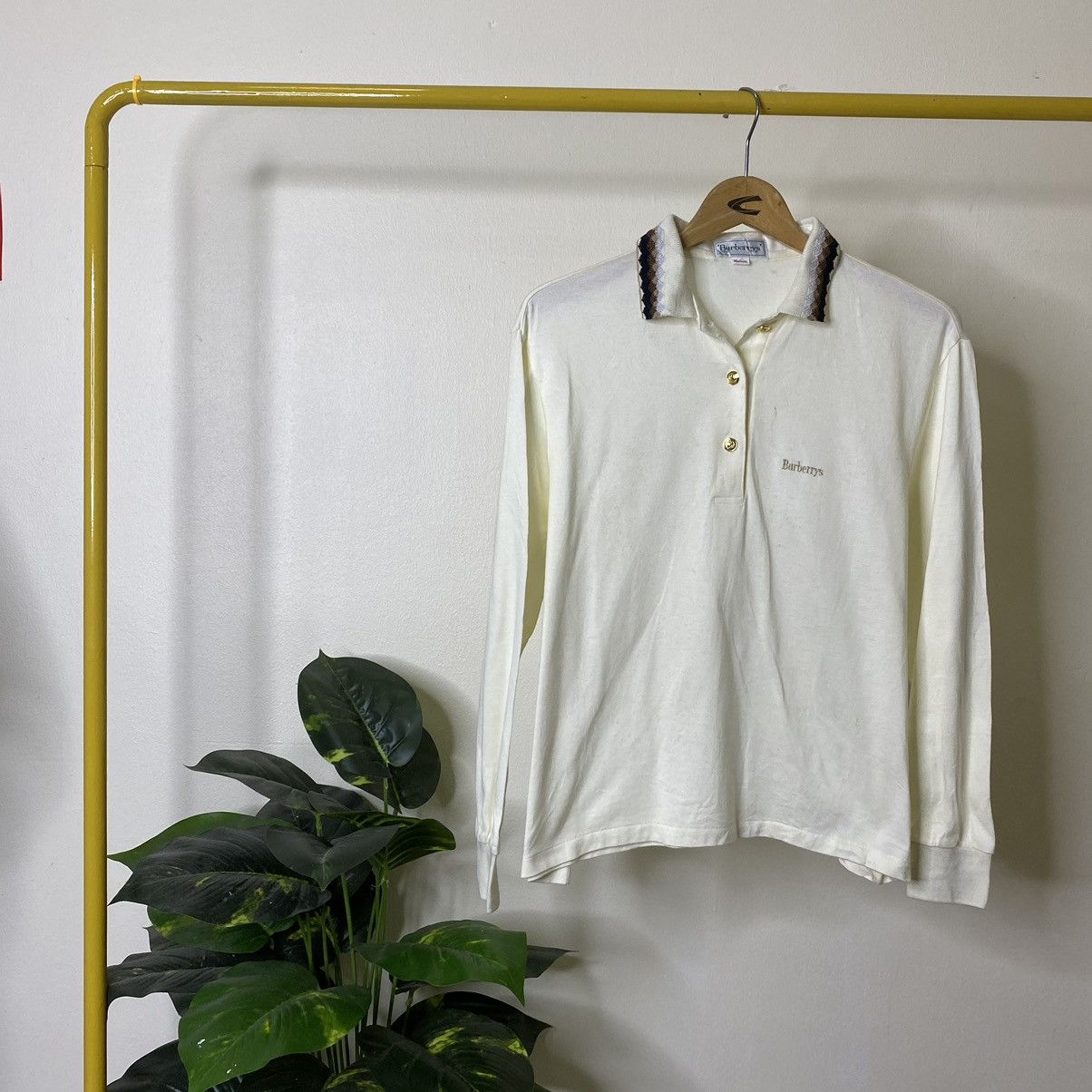 Burberry × Vintage Vintage 90s Burberrys Classic Style Polo T Shirt Size US M / EU 48-50 / 2 - 1 Thumbnail