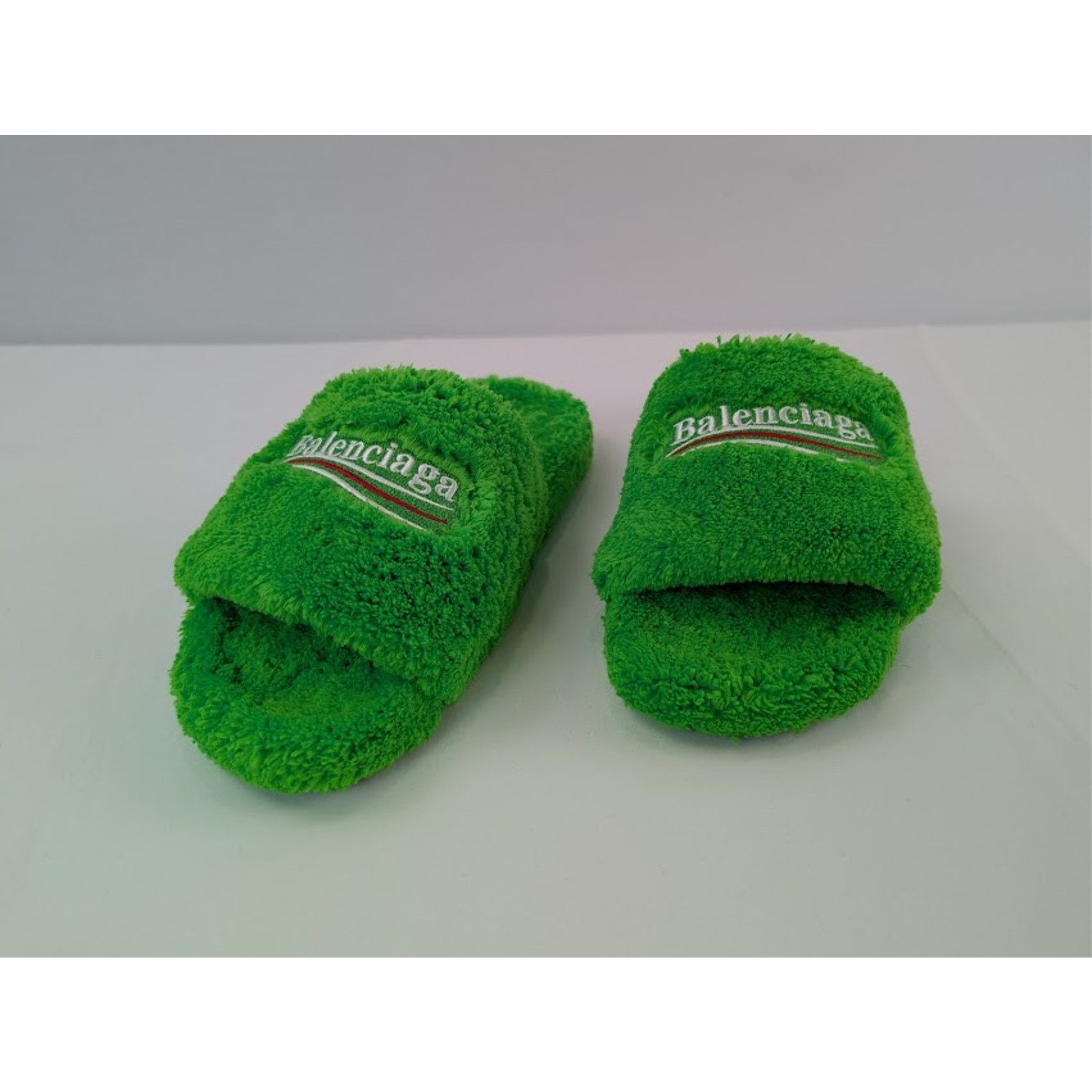 Balenciaga o1rshd1 Q:2 / Furry Political Campaign Slide Sandal in Apple Size US 11 / EU 44 - 9 Thumbnail