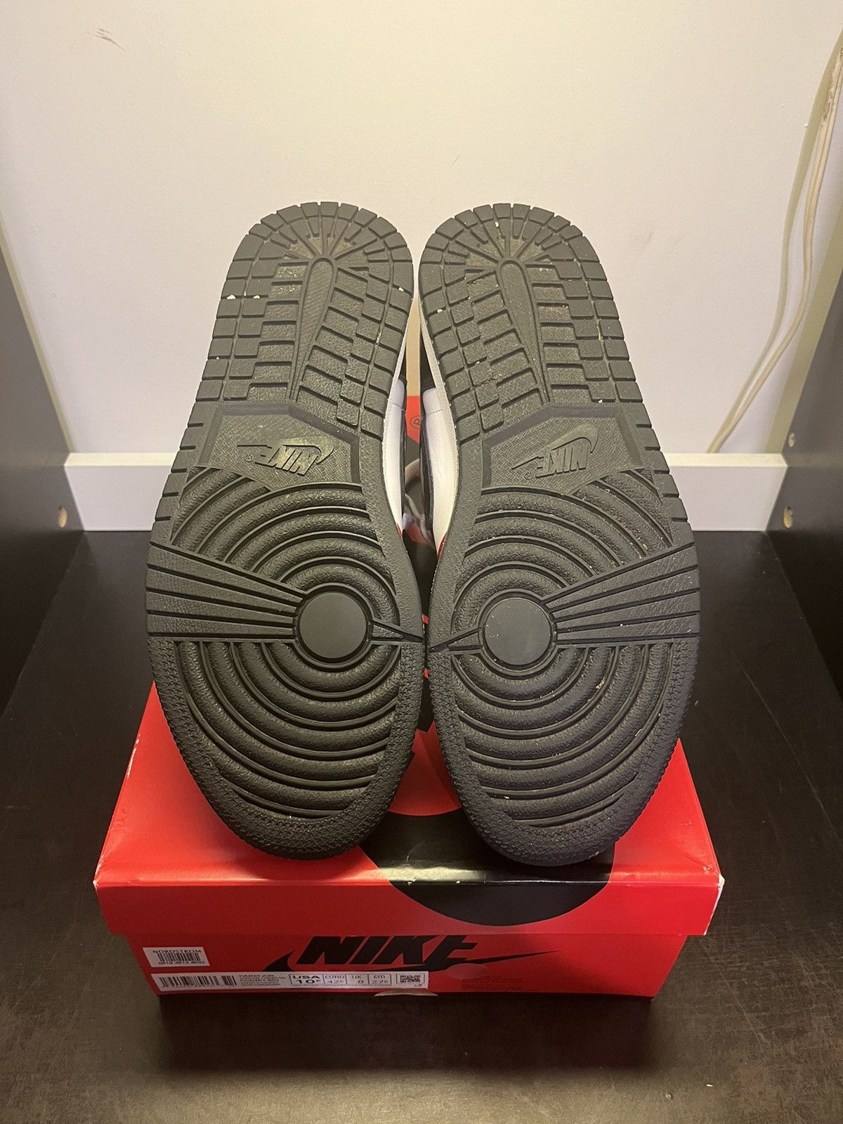 Jordan Brand Jordan 1 Satin Snake Chicago Women’s 10.5 Men’s 9 CD0461-601 Size US 9 / EU 42 - 7 Thumbnail