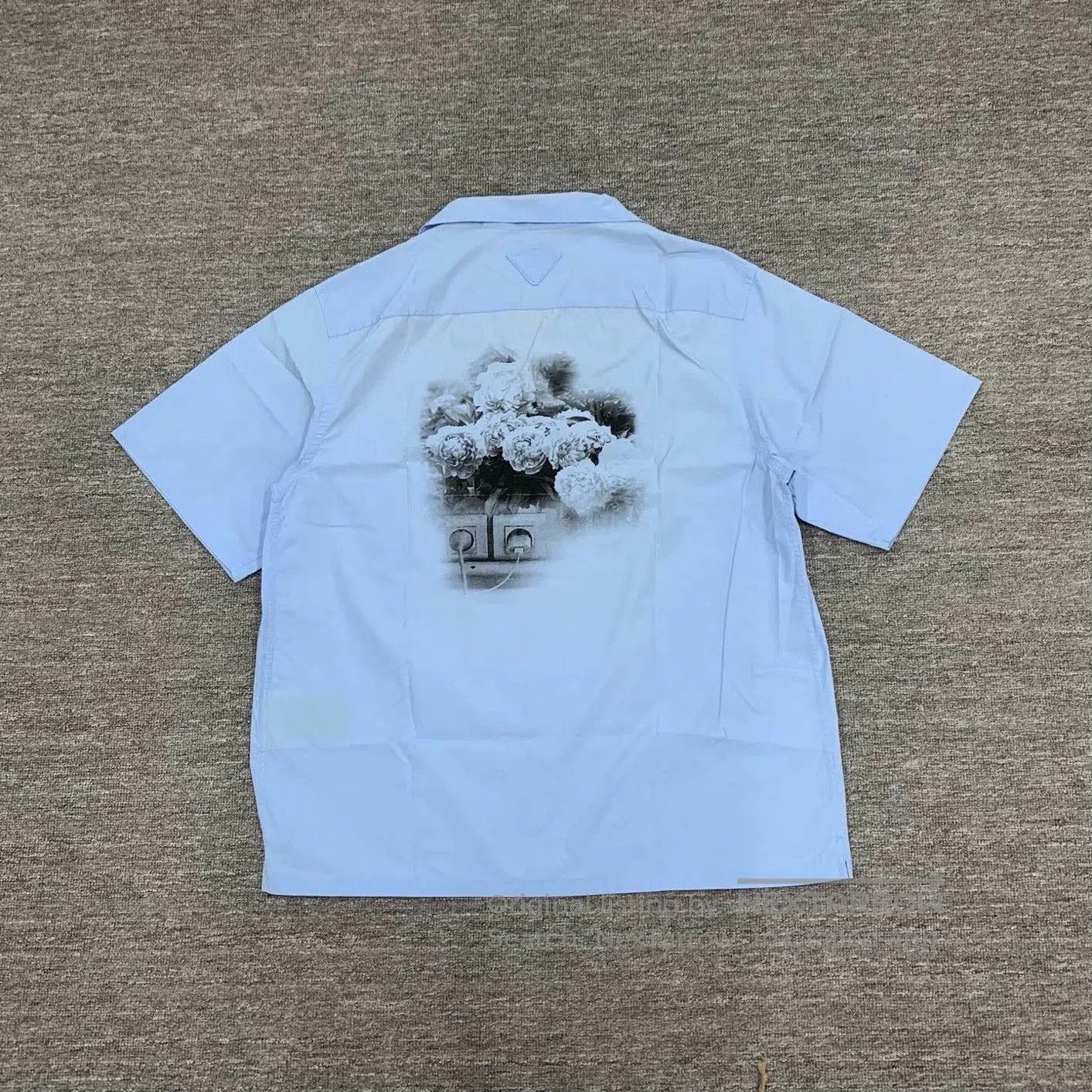 Prada Prada Blue Rose Print Short Sleeve Shirt. Size US L / EU 52-54 / 3 - 2 Thumbnail