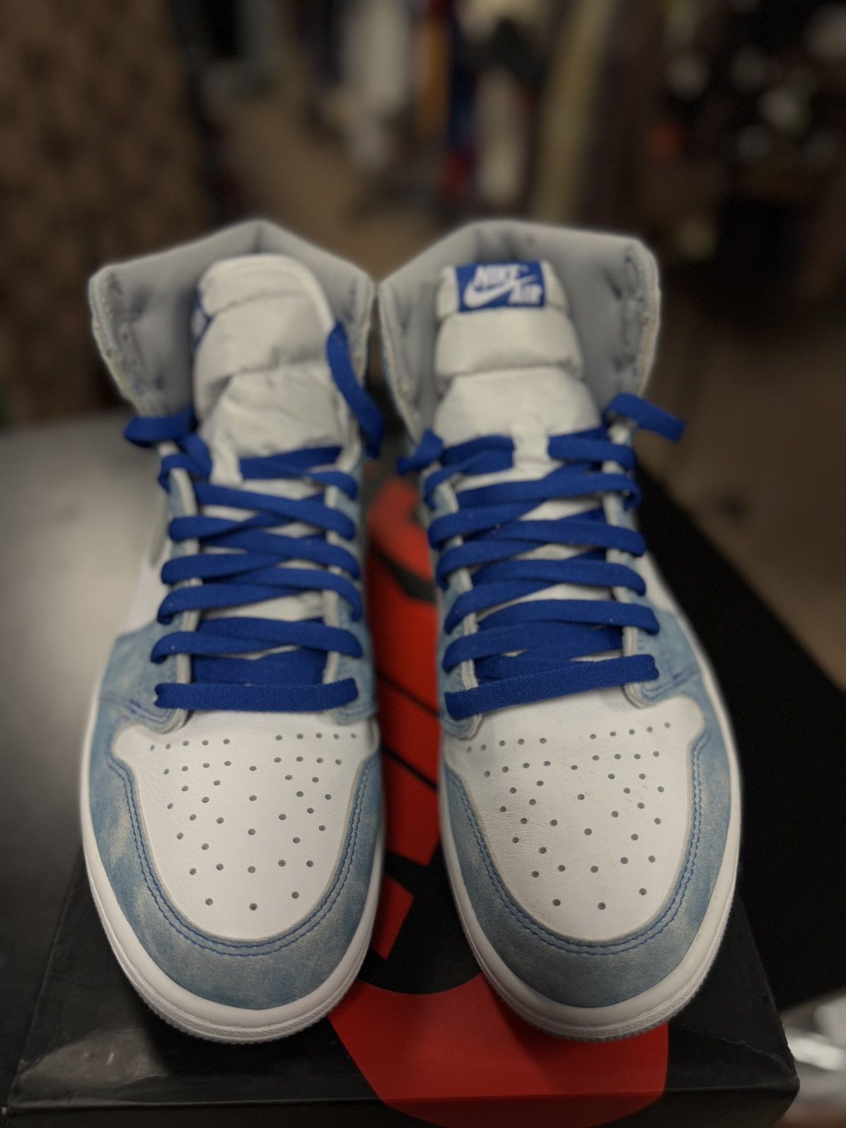 Jordan Brand × Nike Jordan 1 Hyper Royal Blue Size 12 W/ BOX (555088-402) Size US 12 / EU 45 - 10 Thumbnail