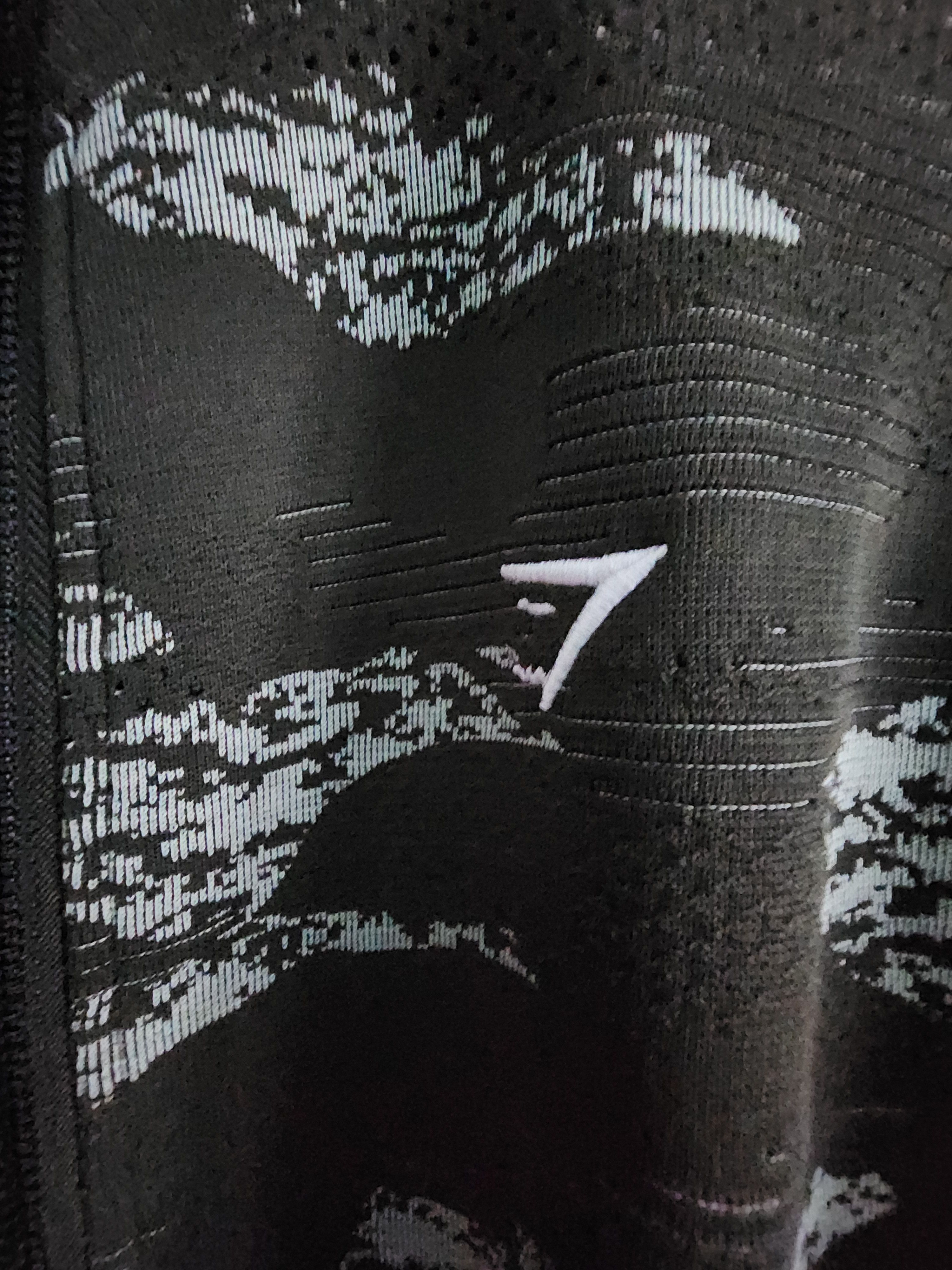 Gymshark Gymshark Adapt Camo Seamless Track Jacket Green S Size S / US 4 / IT 40 - 3 Thumbnail