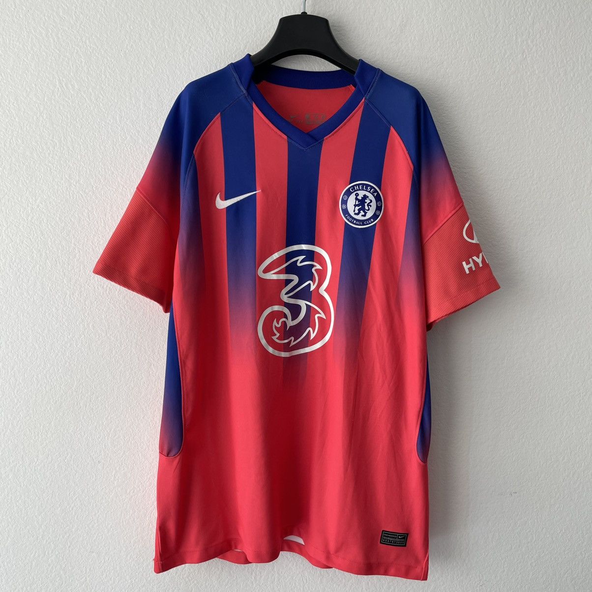 Chelsea Soccer Nike Chelsea FC 2020/2021 Third Soccer Jersey Size US XL / EU 56 / 4 - 1 Thumbnail