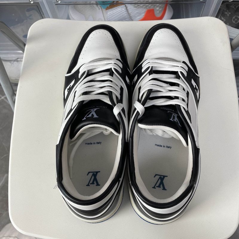 Louis Vuitton Louis Vuitton Stylish Low-Top Trainers for Men -2508 Size US 11 / EU 44 - 6 Thumbnail
