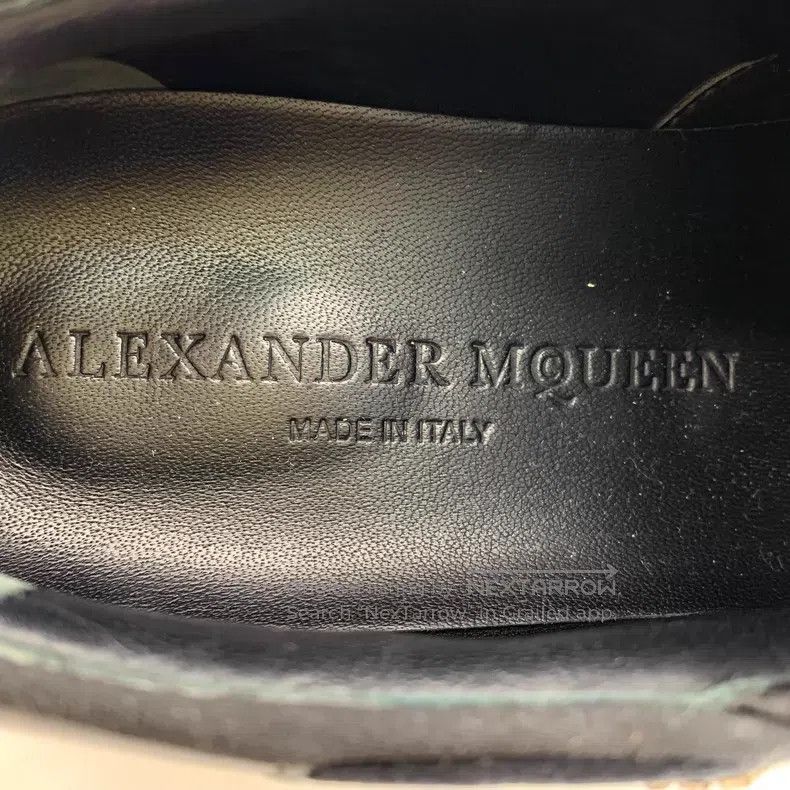 Alexander McQueen Alexander Mcqueen Black velvet sequin diamond design casua Size US 5 / IT 35 - 7 Thumbnail
