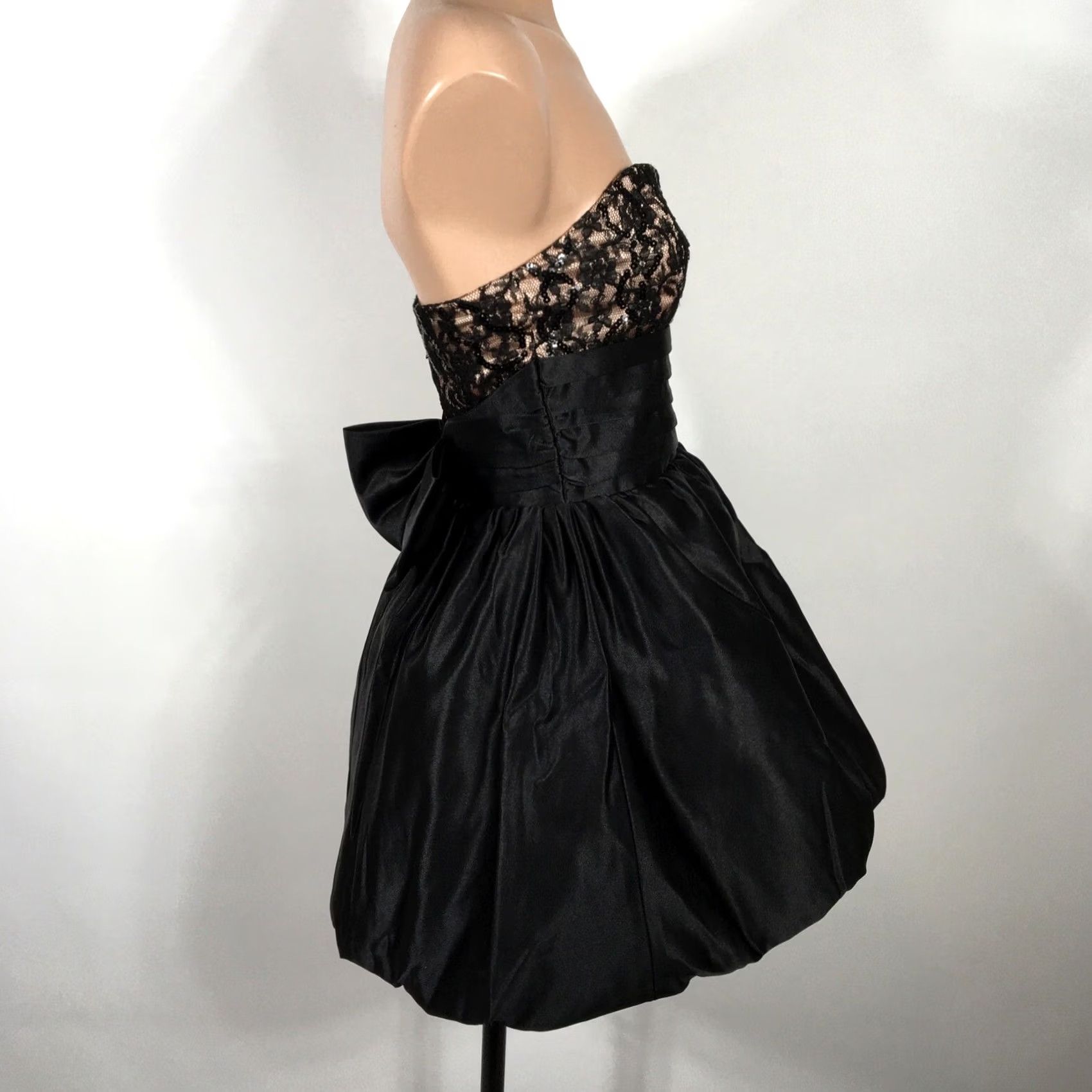 Betsey Johnson VTG Betsey Johnson Evening Dress Floral Lace Satin Bow Puff Party Mini A-Line 90s Womens size 4 Black EUC Size S / US 4 / IT 40 - 5 Thumbnail