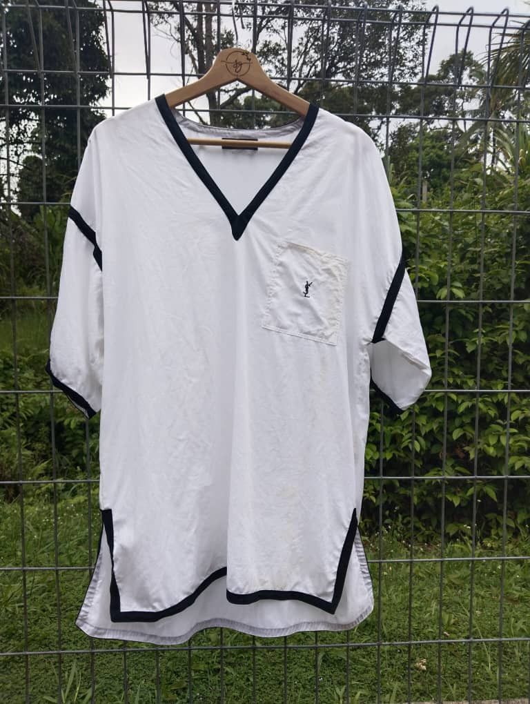 Yves Saint Laurent Vintage Yves Saint Laurent Men Homewear Short Sleeve Size US L / EU 52-54 / 3 - 1 Thumbnail