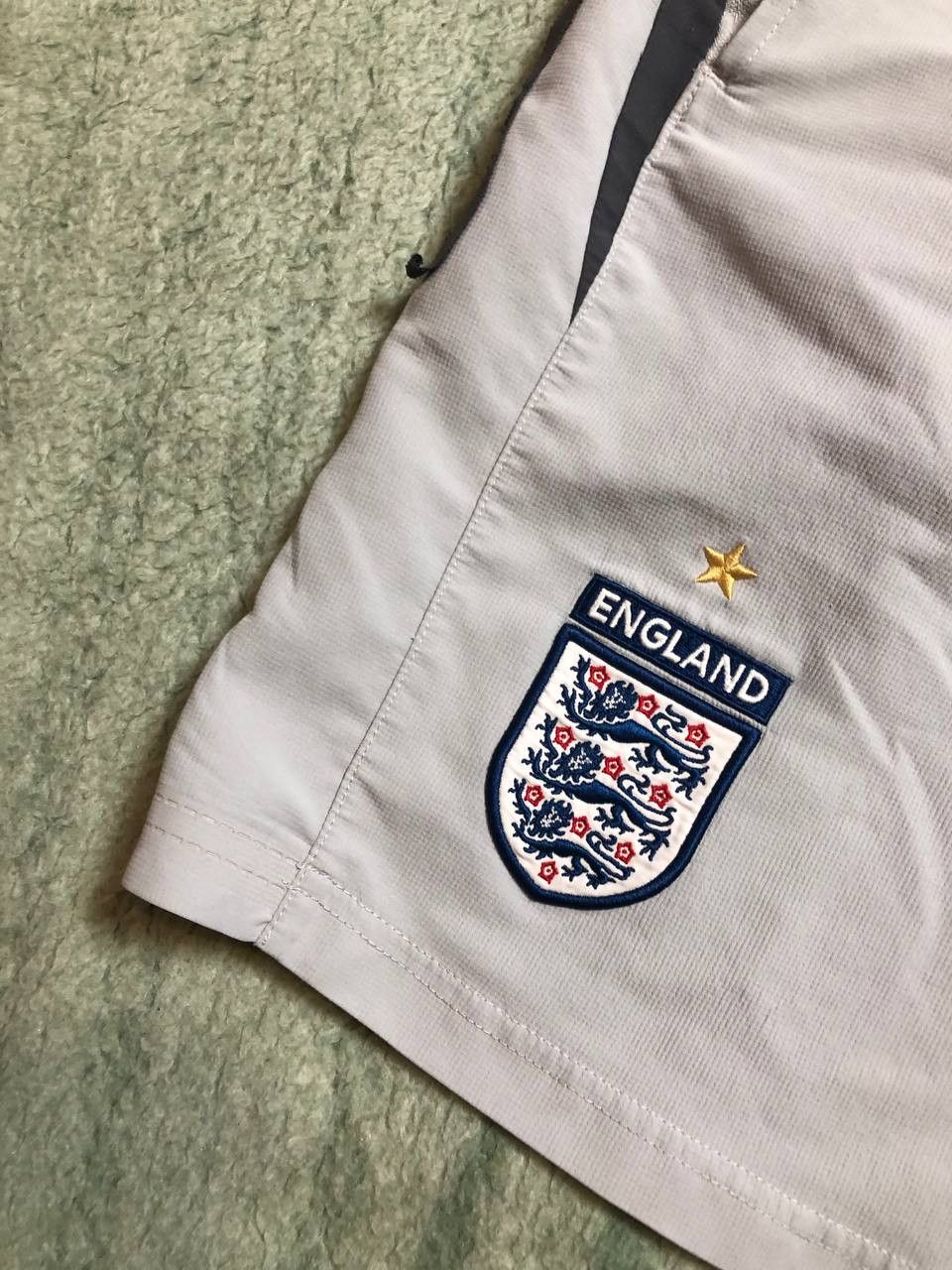 Umbro Vintage 90s Umbro shorts streetwear y2k Size US 38 / EU 54 - 2 Thumbnail