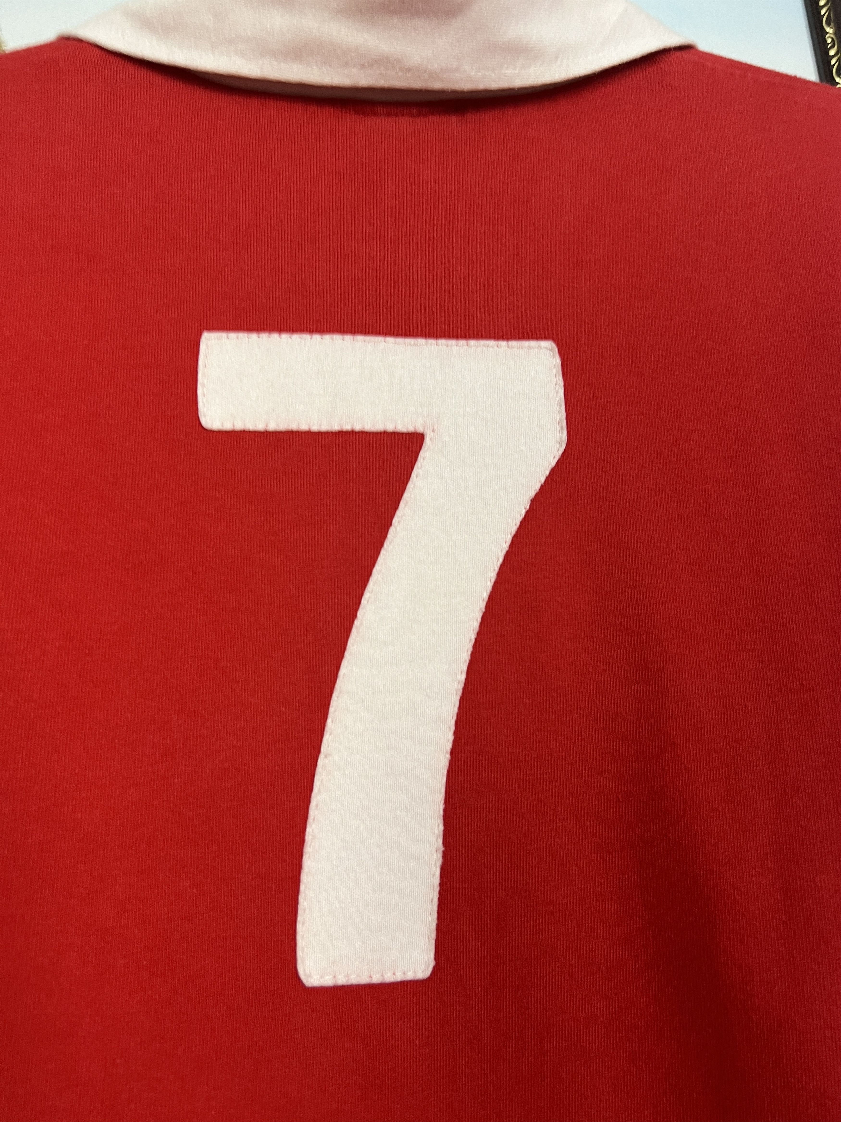 Toffs Manchester United Replicas football shirt Soccer Jersey Size US M / EU 48-50 / 2 - 9 Thumbnail
