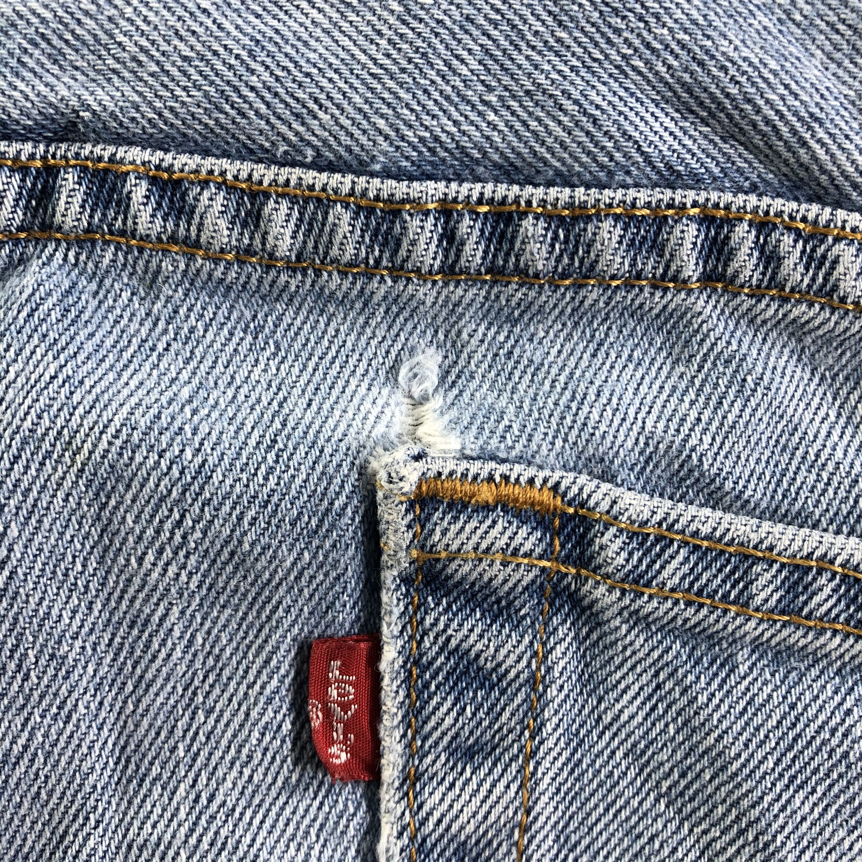 Levi's × Vintage Vintage Light Wash Levis 560 Jeans-JM3418 Size US 36 / EU 52 - 7 Thumbnail