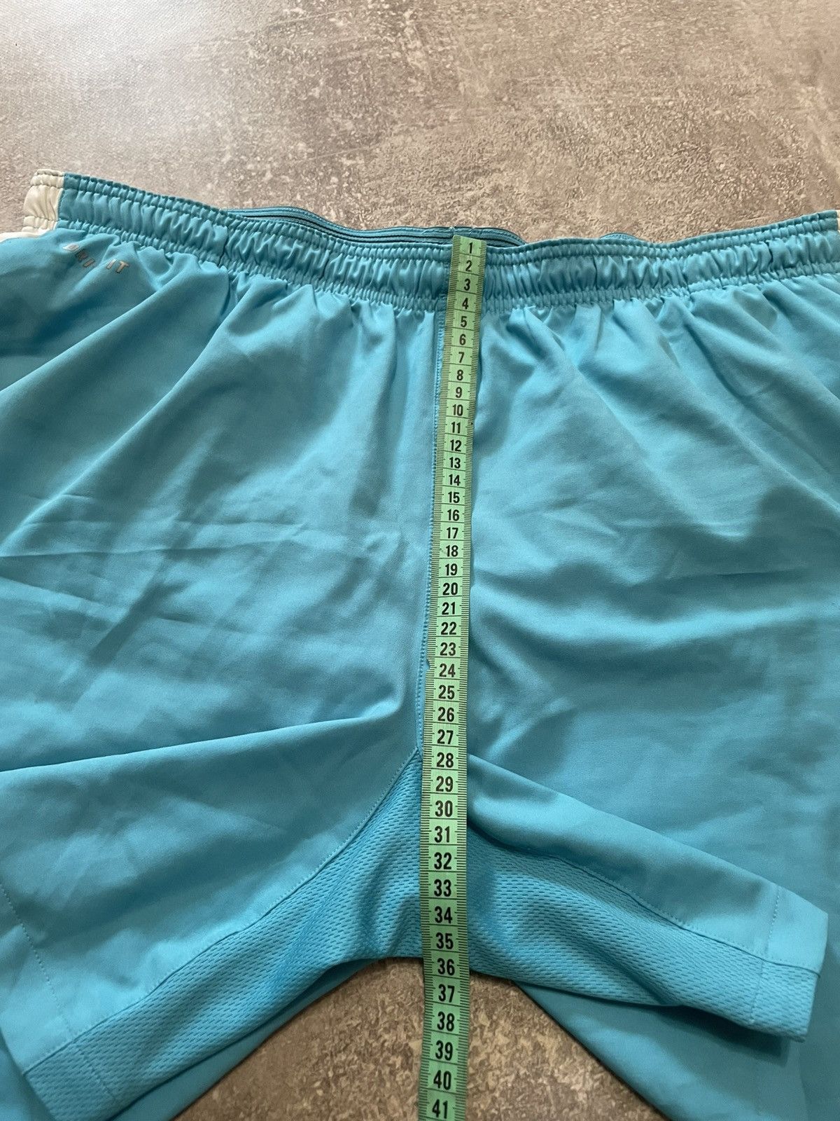 Nike Vintage Nike Dri-Fit Running Shorts Size XL Size US 36 / EU 52 - 20 Thumbnail