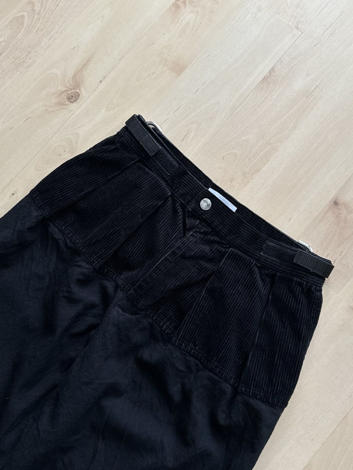 Japanese Brand ISNURH wool baggy trousers chino pants womens Size 26" / US 2 / IT 38 - 3 Thumbnail