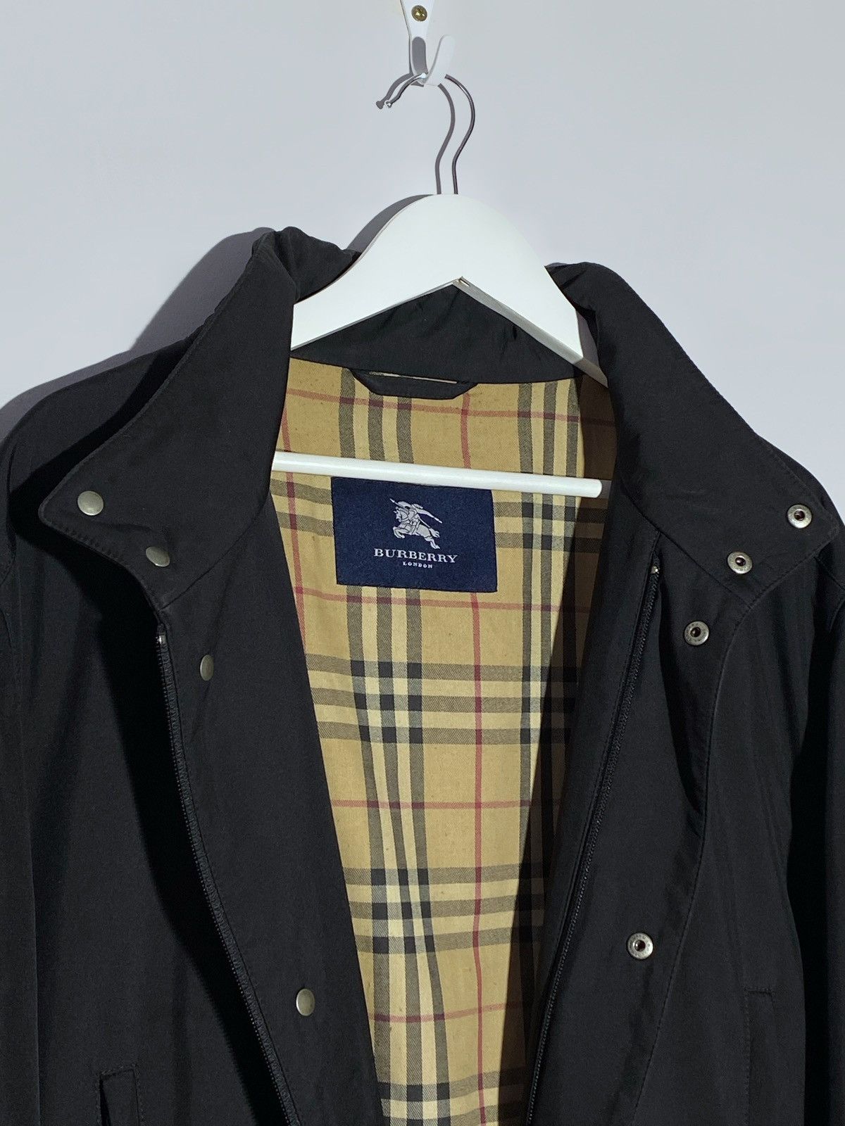 Burberry Burberry London Check Lined Black Coat Jacket Size US M / EU 48-50 / 2 - 12 Thumbnail