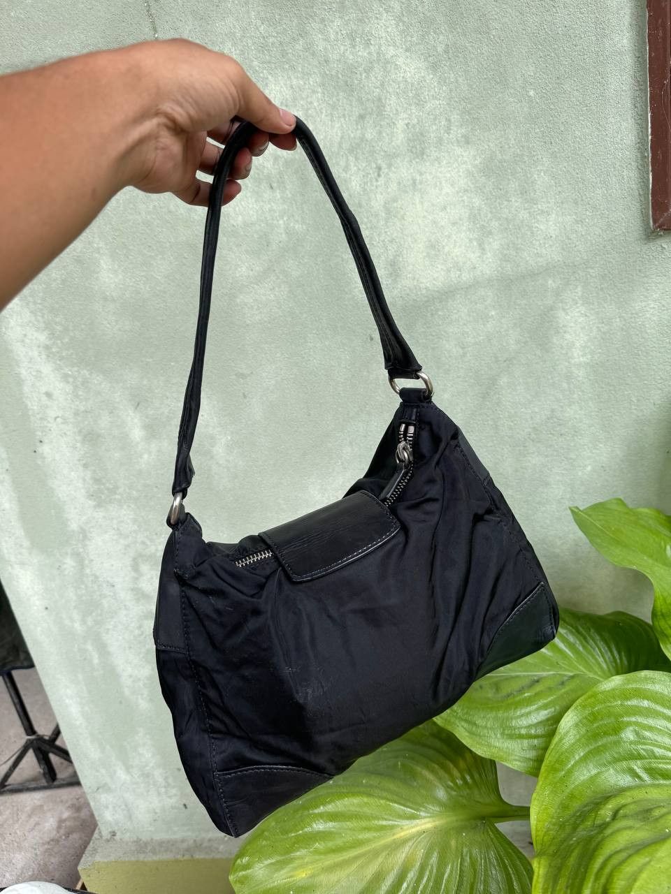 Prada Authentic Prada Hobo Bag Size ONE SIZE - 2 Thumbnail