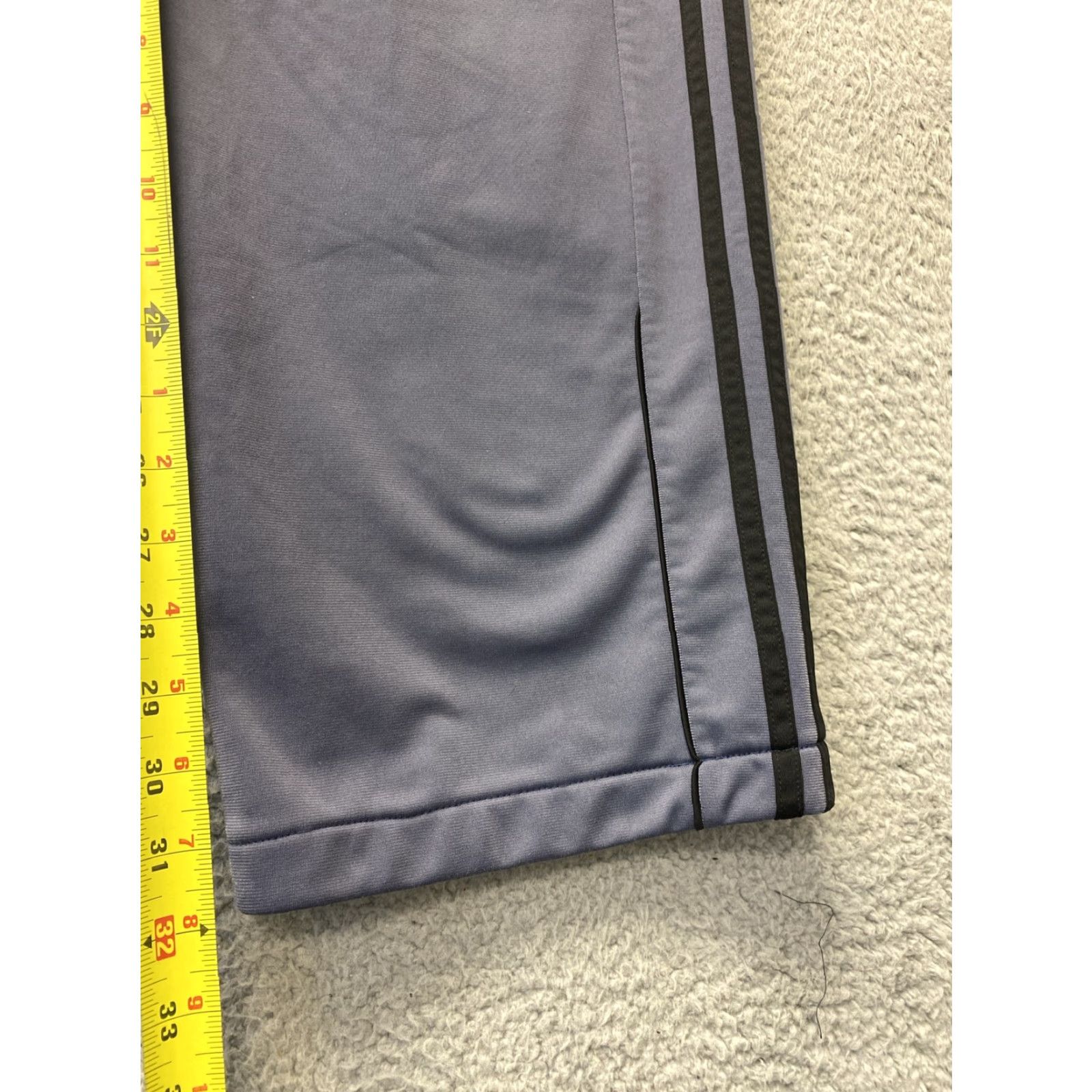 Adidas VINTAGE Adidas Sweatpants Mens Large Gray Joggers Running / 116-14 Adult Large Gray Adidas Sweatpants Men’s Classic Fit Size US 33 - 4 Thumbnail