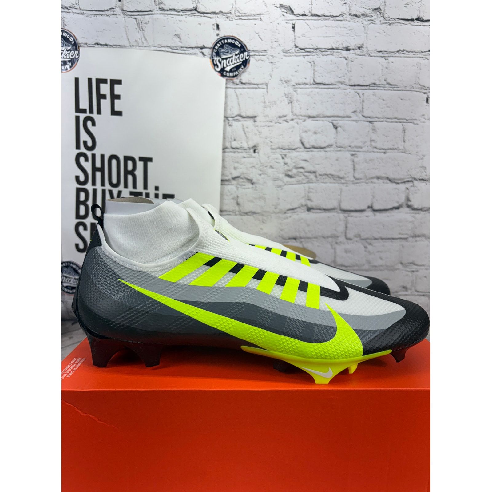 Nike Nike Vapor Edge 360 Pro x Air Max 95 Football Cleats Men 16 Size US 15 / EU 48 - 5 Thumbnail