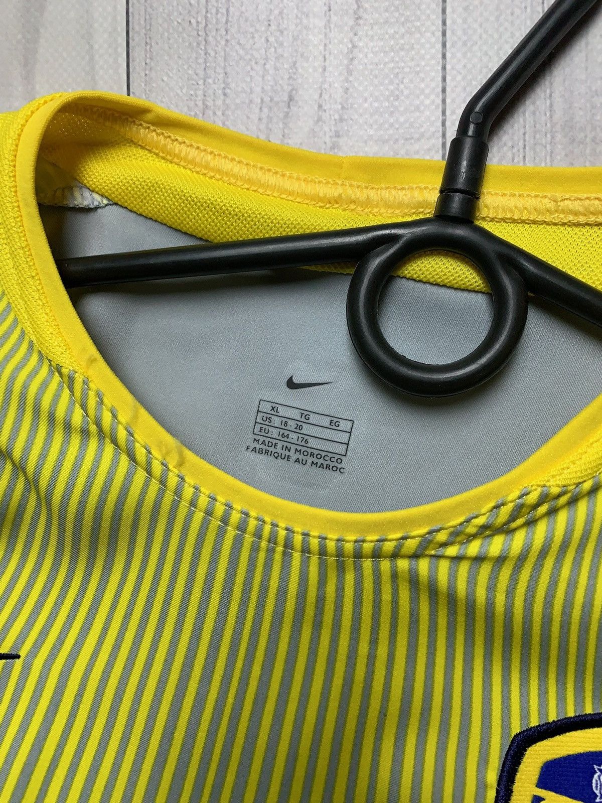 Nike × Vintage Vintage Nike Leeds soccer jersey goalkeeper rare size Xs/S Size US S / EU 44-46 / 1 - 4 Thumbnail