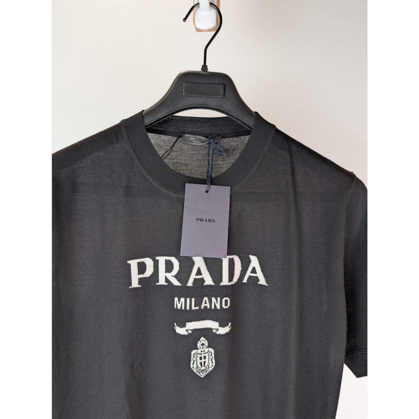Prada o1rshd1 Logo Intarsia Short Sleeve Crewneck Sweater in Black Size US M / EU 48-50 / 2 - 7 Thumbnail