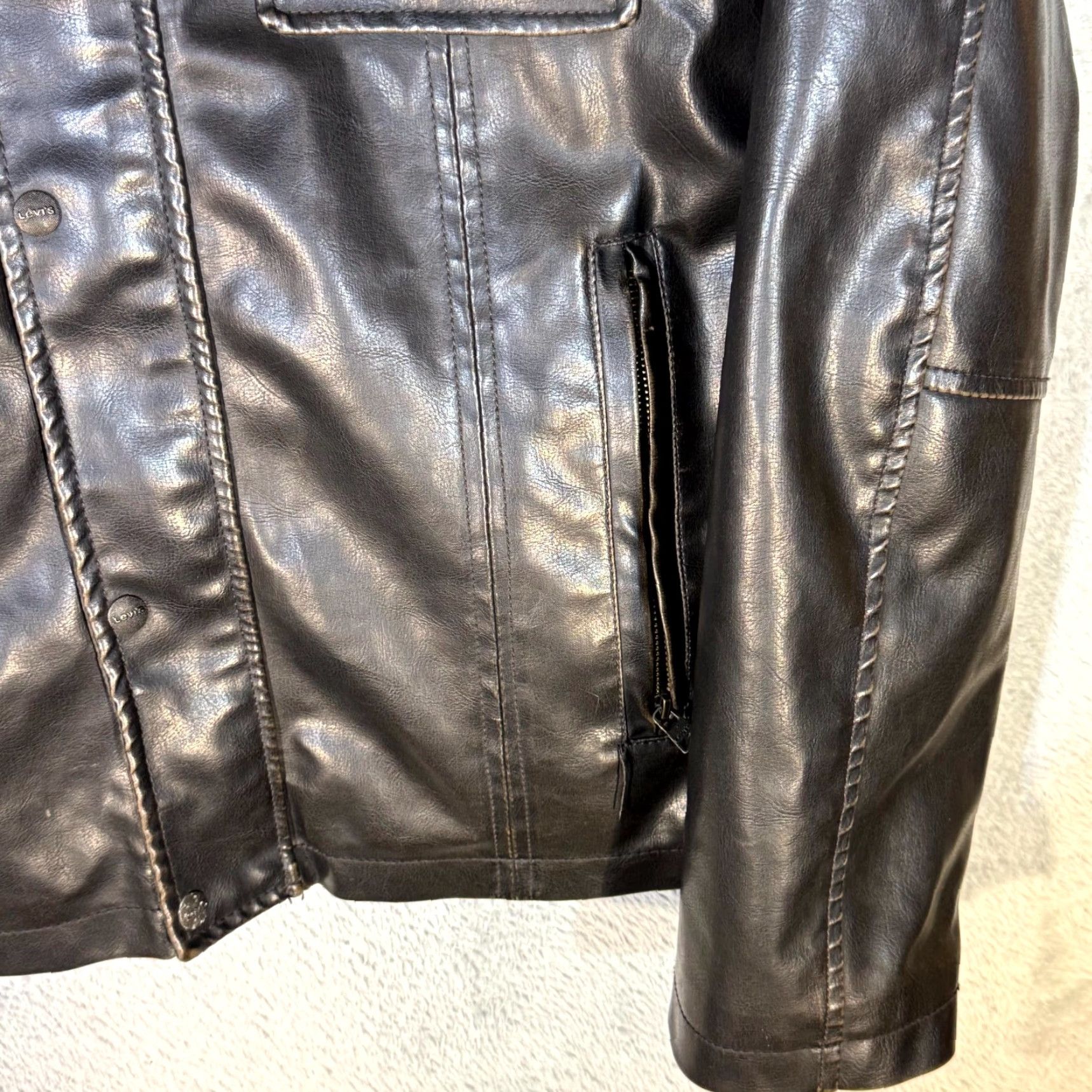Levi's Levi's Bomber Jacket Mens Large Brown Faux Leather Fleece Lined Coat Size US L / EU 52-54 / 3 - 5 Thumbnail