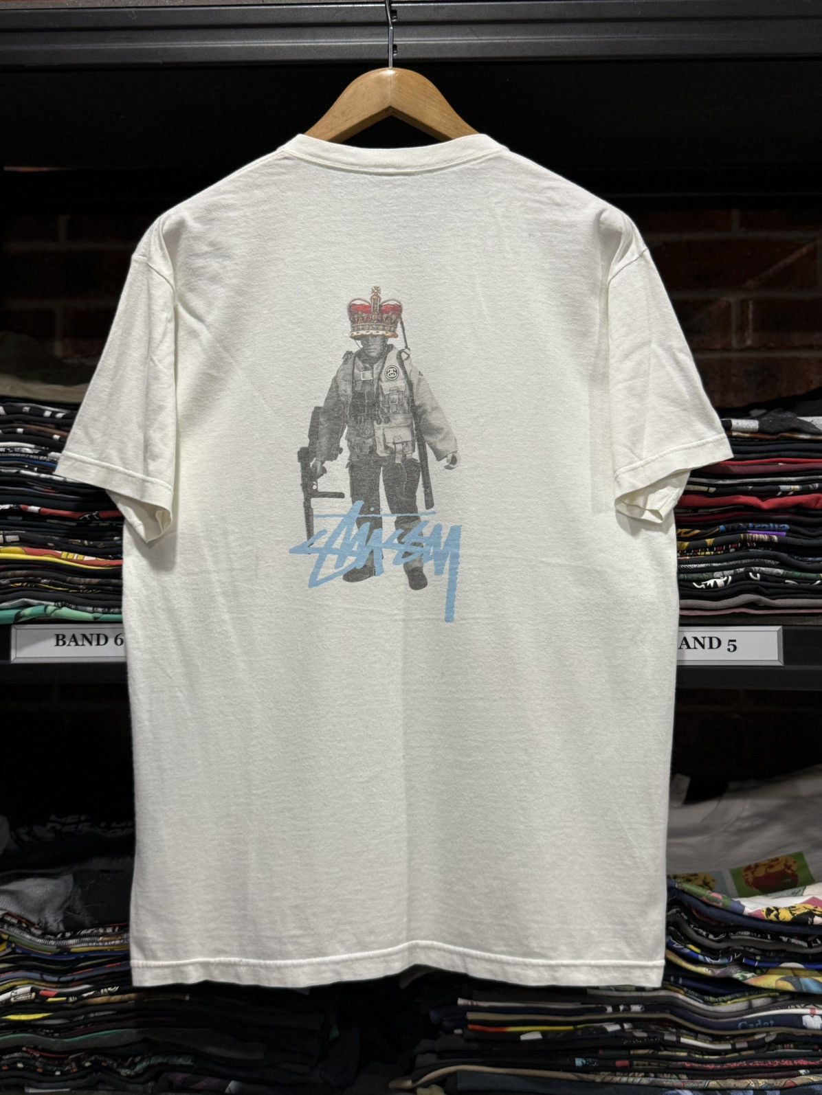 Stussy Rare Vintage stussy Crown Faded Usa Tee Size US L / EU 52-54 / 3 - 1 Thumbnail