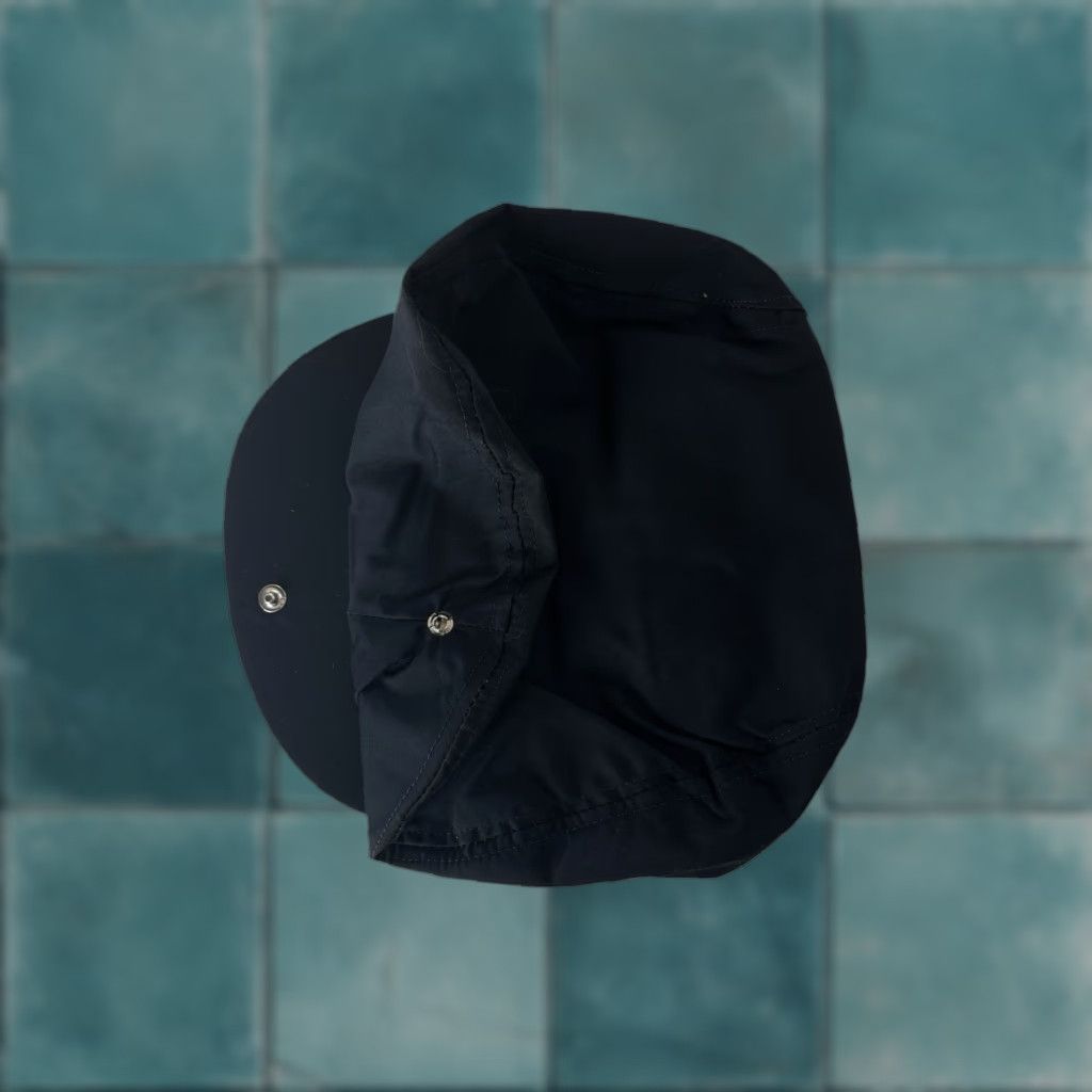 Vintage VINTAGE 90s flat cap hat Unbranded Men S Navy Blue NWOT Deadstock Made in USA Snap On Bill Small Dark Navy 90s Vintage Mens Cap Flat Cap Hat Size ONE SIZE - 1 Thumbnail