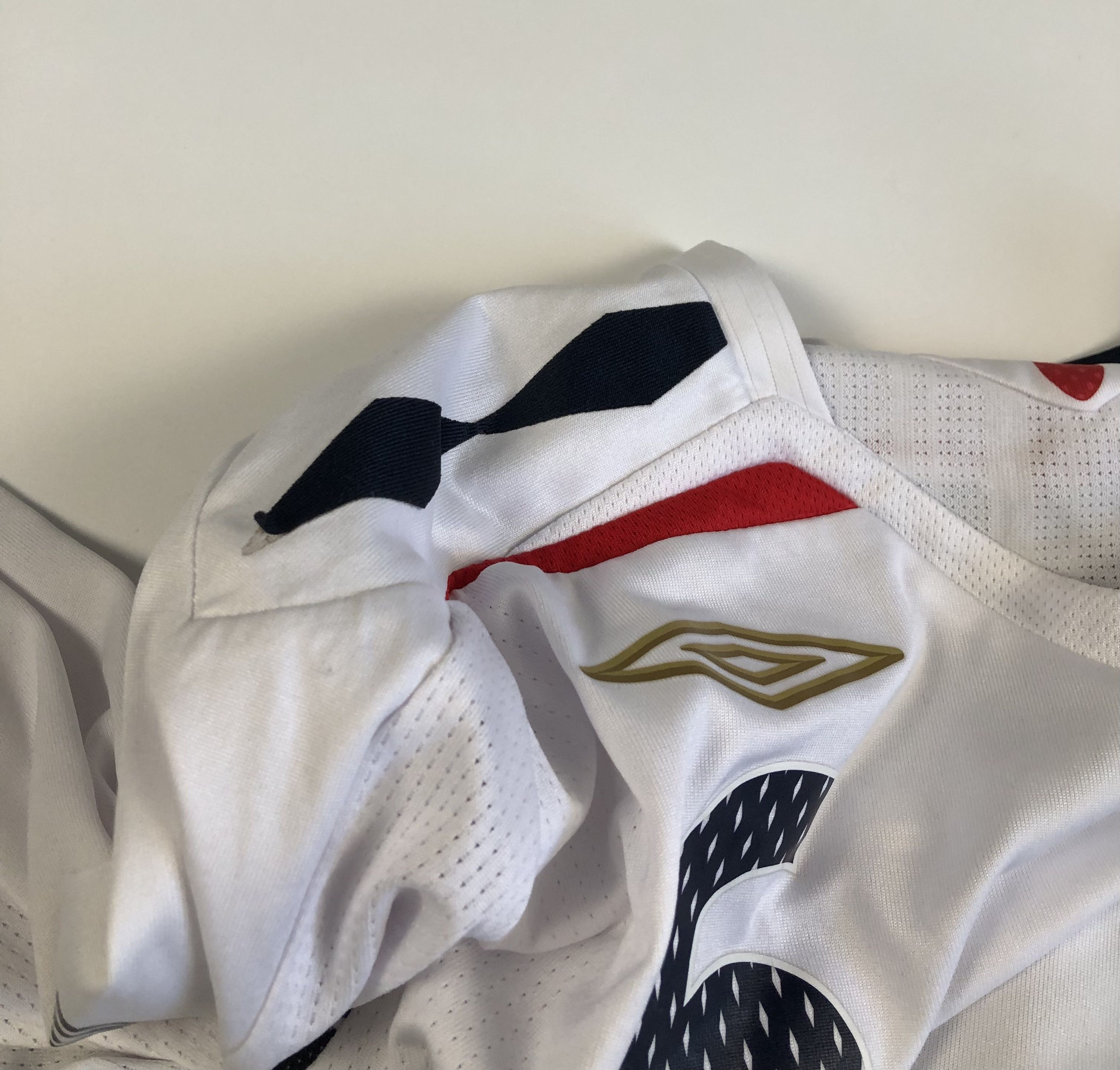 Umbro Umbro England 2007-2009 Home Jersey #6 Terry Size US L / EU 52-54 / 3 - 9 Thumbnail