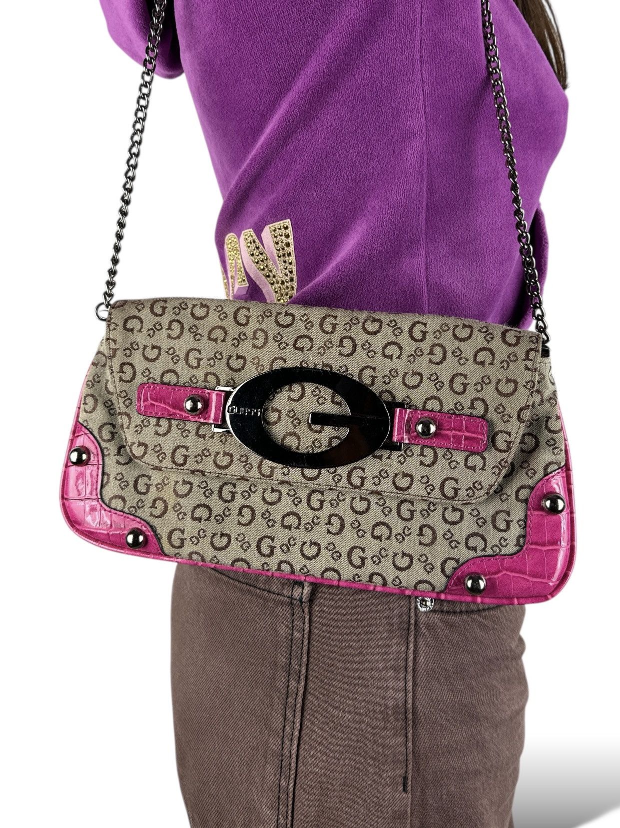 Guess Vintage Y2K Guess Monogram Retro Avant Garde Shoulder Bag Size ONE SIZE - 3 Thumbnail