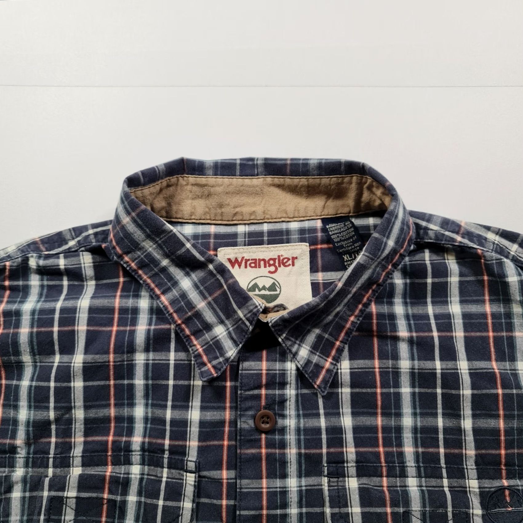 Wrangler VINTAGE Wrangler Mens Shirt Blue XL Check Short Sleeve Cotton Utility Button Up Size US XL / EU 56 / 4 - 2 Thumbnail