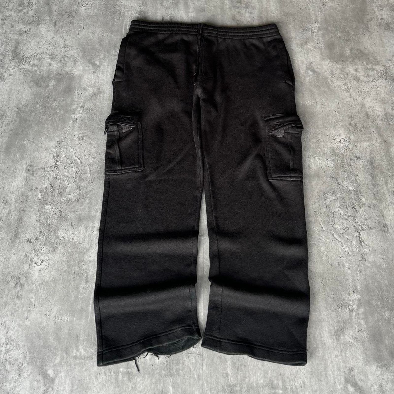 JNCO × Japanese Brand × Vintage Vintage Y2K Baggy Grunge Opium Black Cargo Sweatpants Size US 40 / EU 56 - 1 Thumbnail