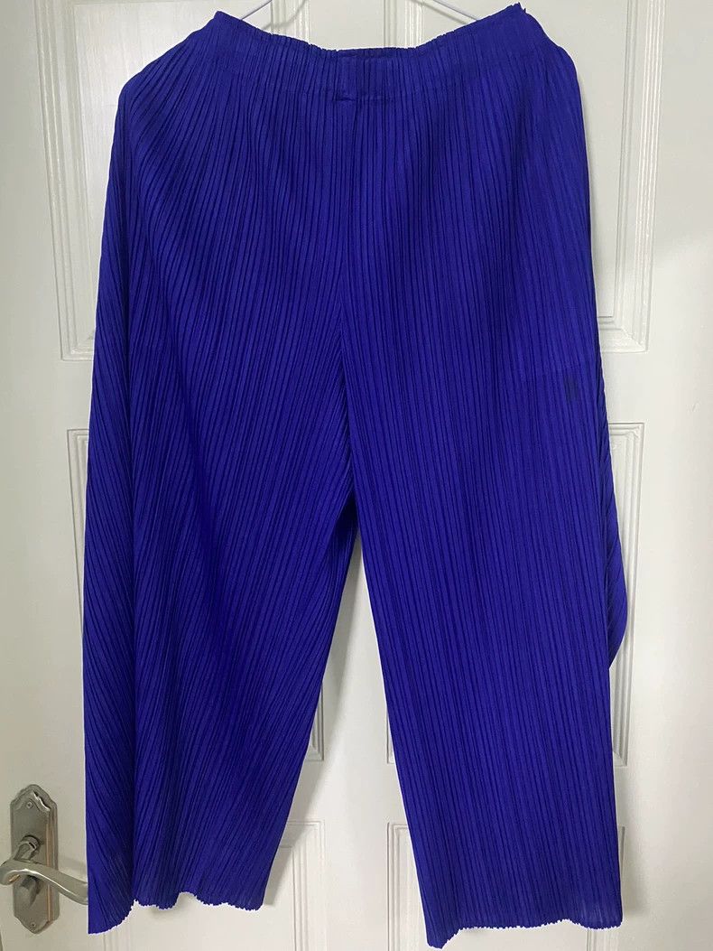 Issey Miyake Issey Miyake size:2 Blue and black color combination bests Size 31" - 5 Thumbnail