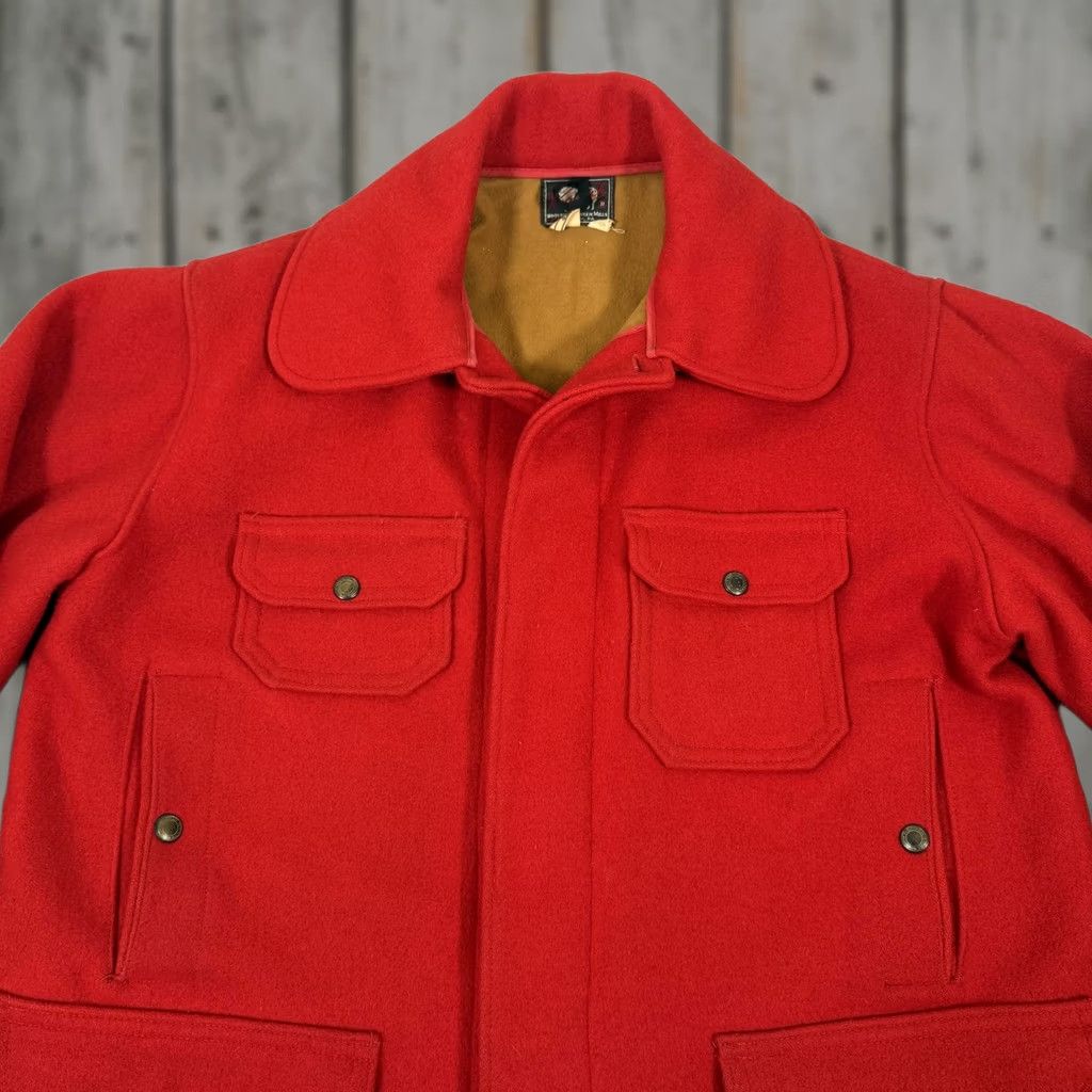 Vintage VINTAGE Woolrich Red Wool Hunting Coat Mens 42 Mackinaw Cruiser Parka 60s USA Size US XS / EU 42 / 0 - 1 Thumbnail