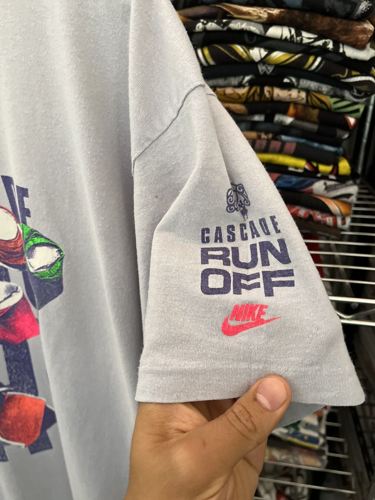 Nike 1990 Cascade Run Off Single Stitch Tee Size US XL / EU 56 / 4 - 4 Thumbnail