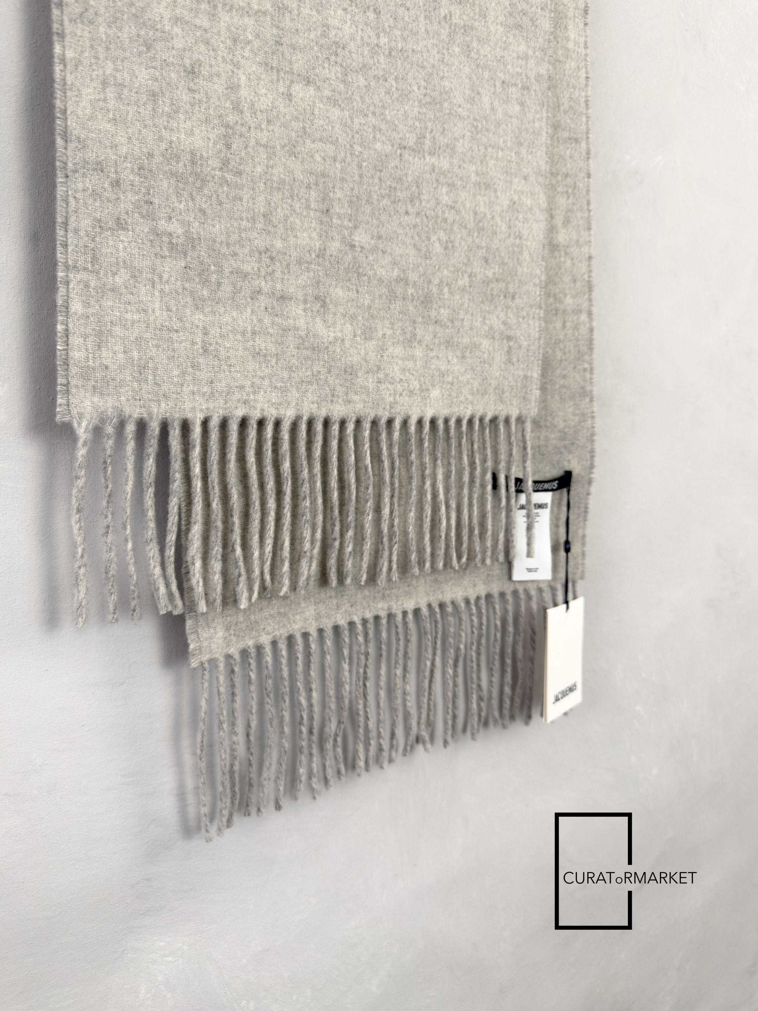 Jacquemus Contrast Iconic Logo Felted Wool Gray Scarf FW25 Le Palmier Size ONE SIZE - 4 Thumbnail